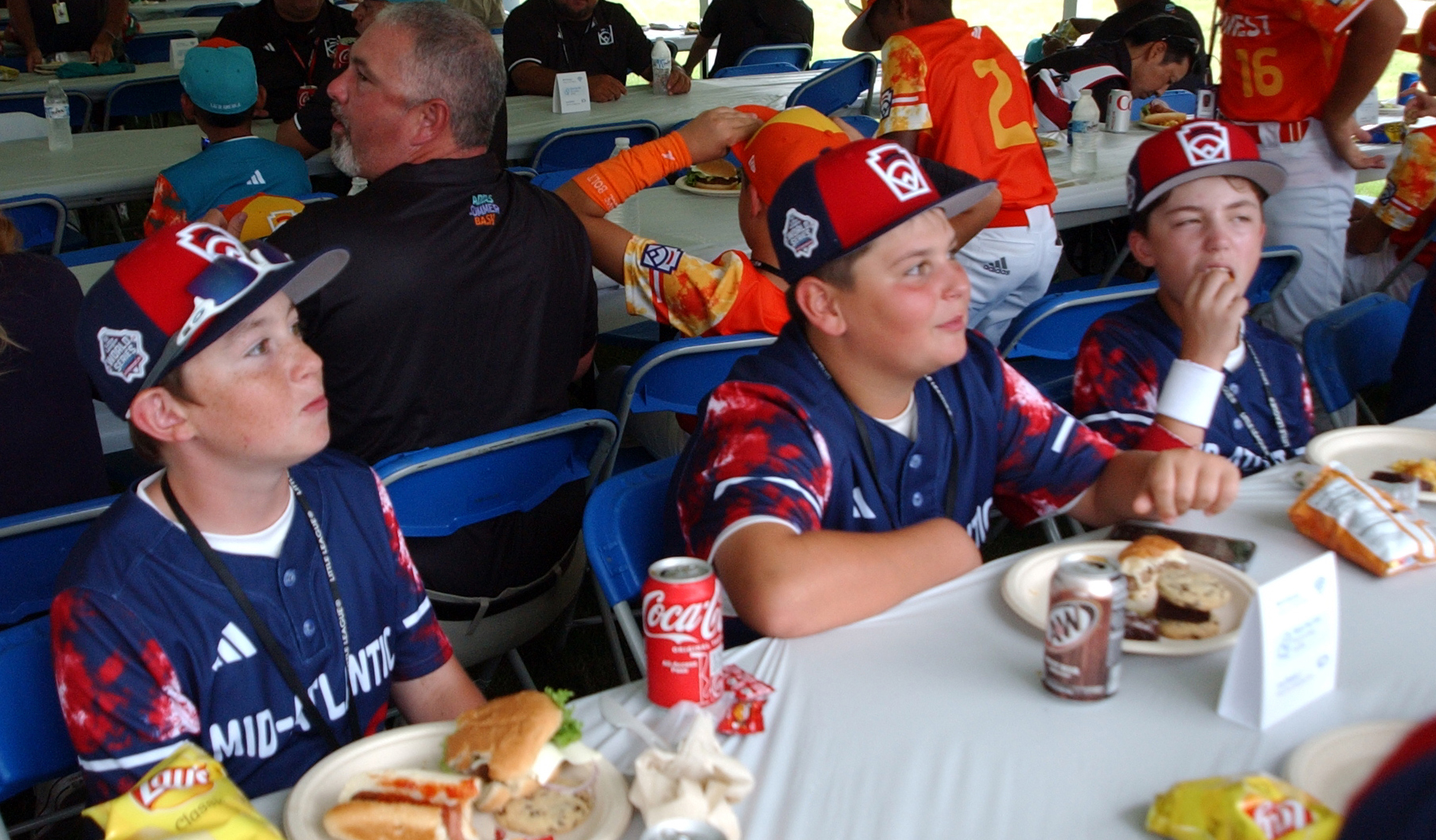Smithfield team celebrates at Little League World Series picnic, parade