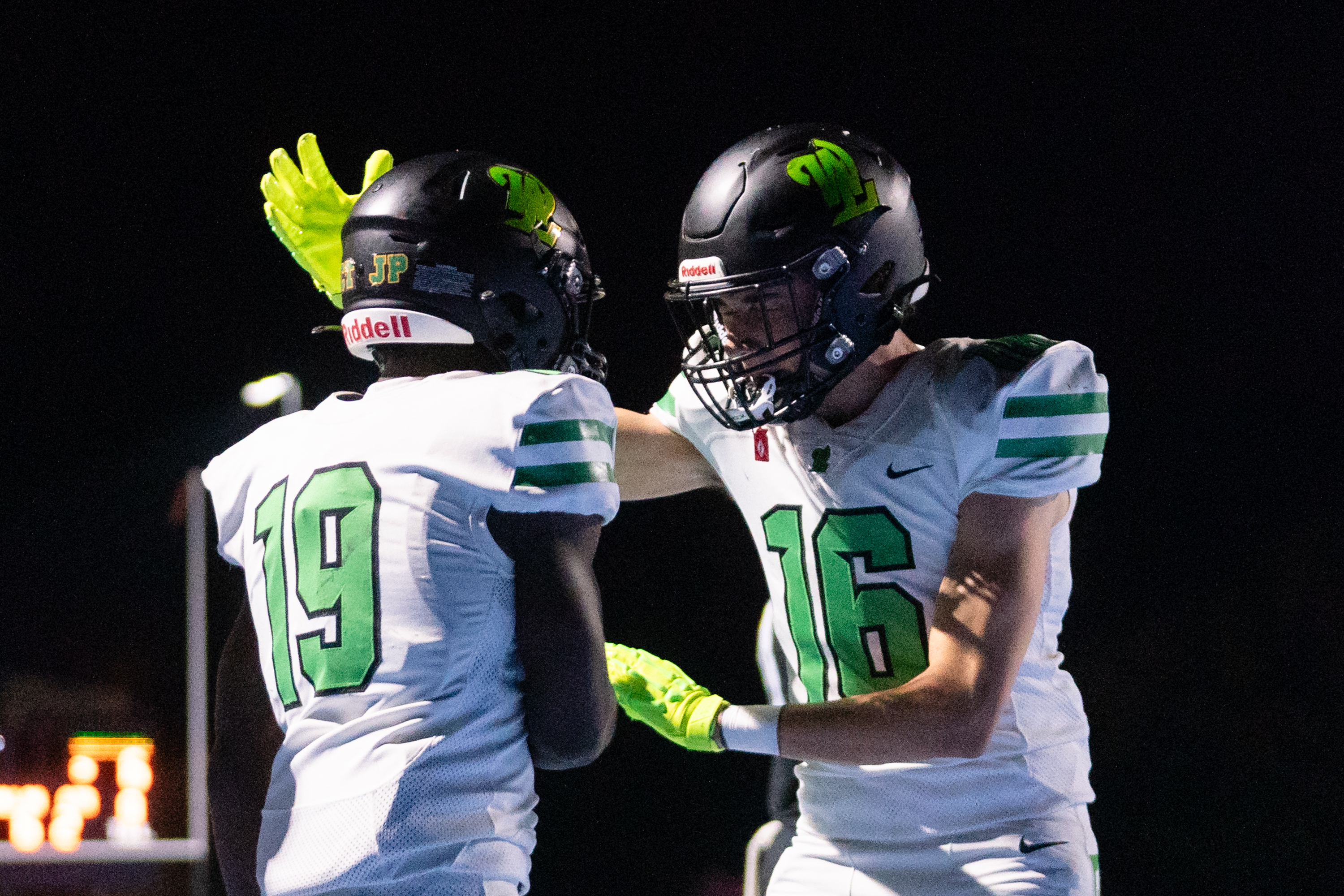 Oregon high school football: West Linn Lions vs Lakeridge Pacers ...