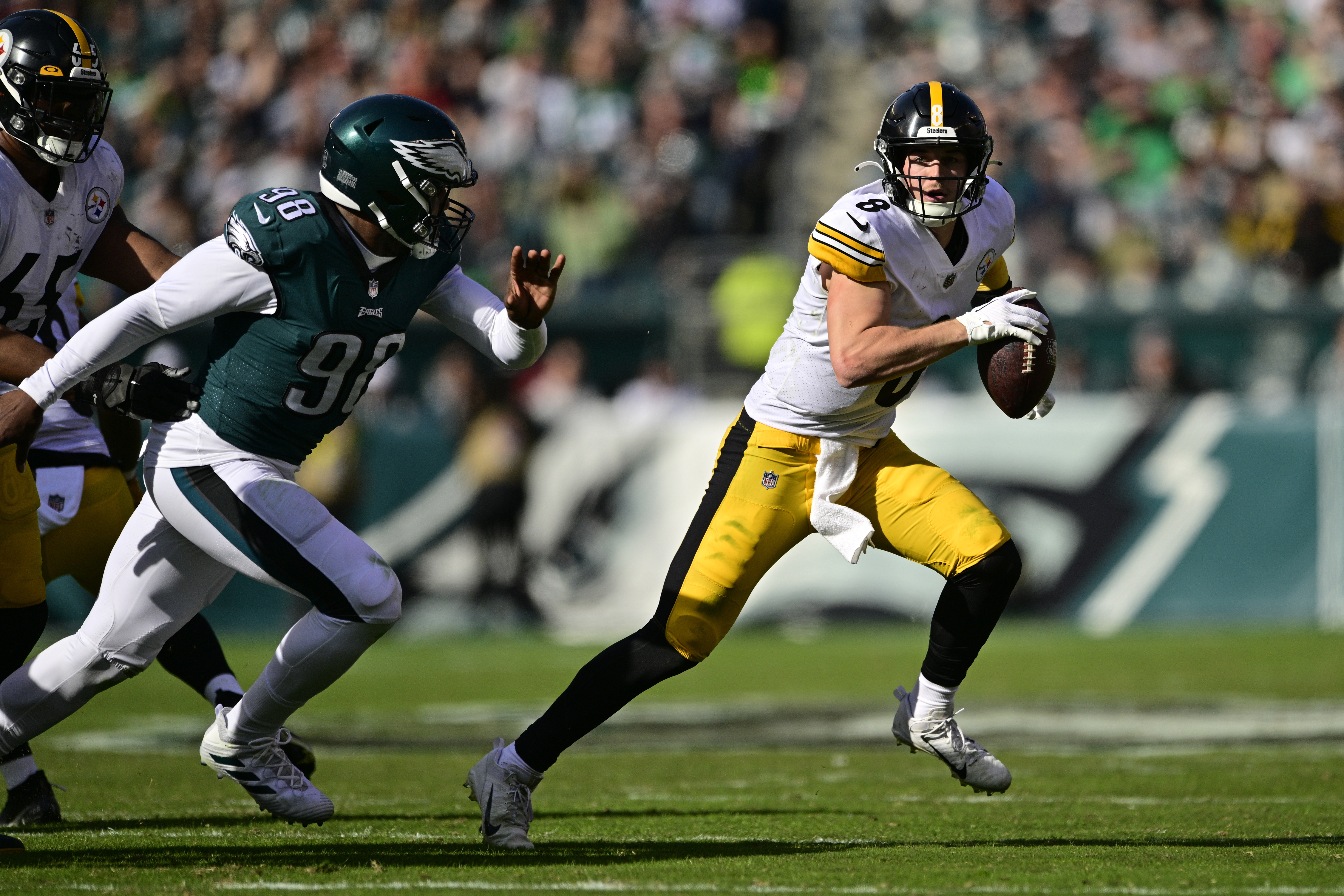 Steelers lose, but N.J.'s Kenny Pickett might have stolen starting