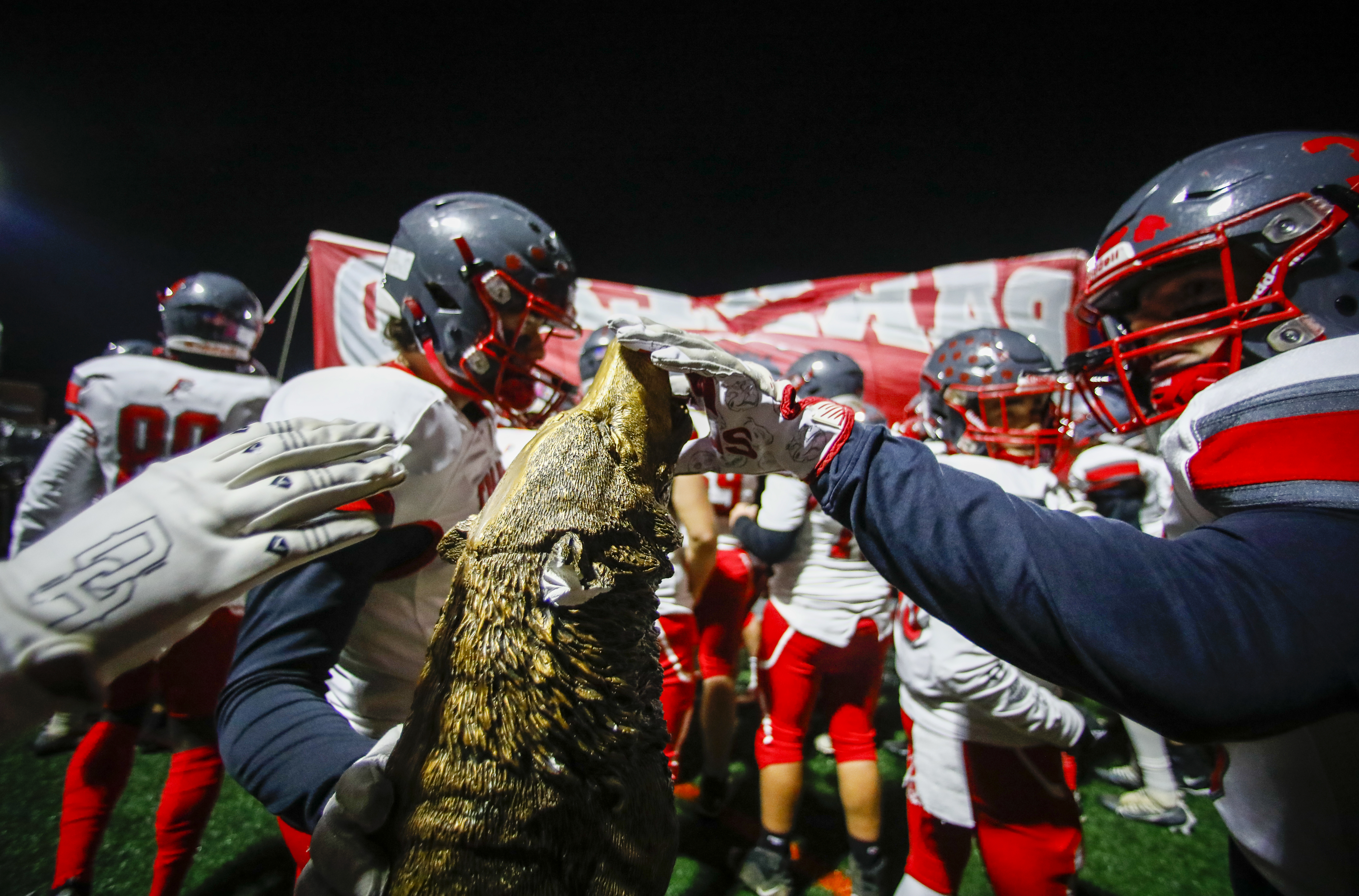 Area high school football teams gear up for intense Week One - The