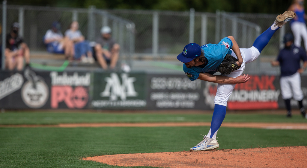 Portland Pickles vs. Portland Gherkins in Wild Wild West League opener