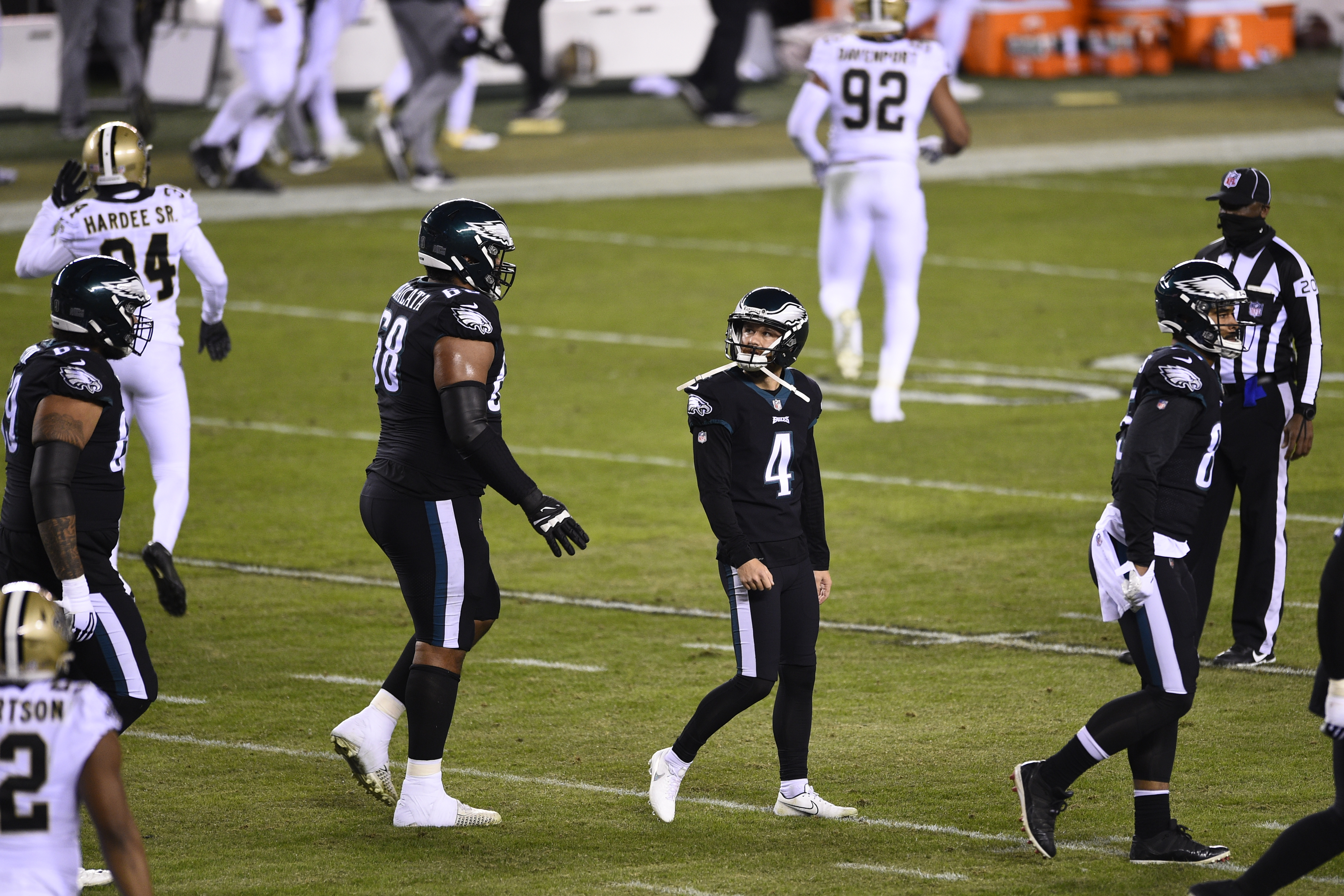 Philadelphia Eagles roster breakdown: Offensive line looks to