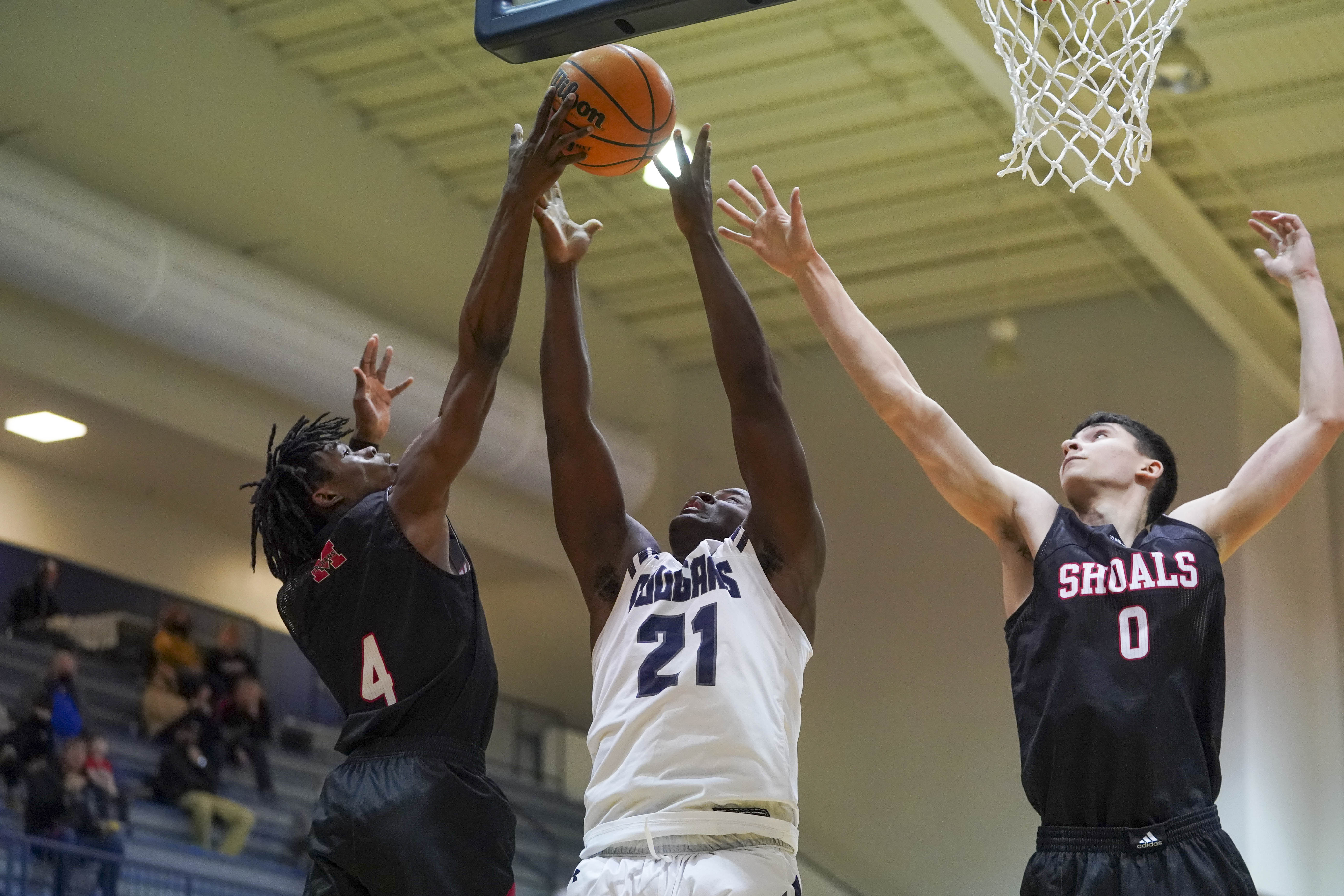 Muscle Shoals at ClayChalkville boys basketball