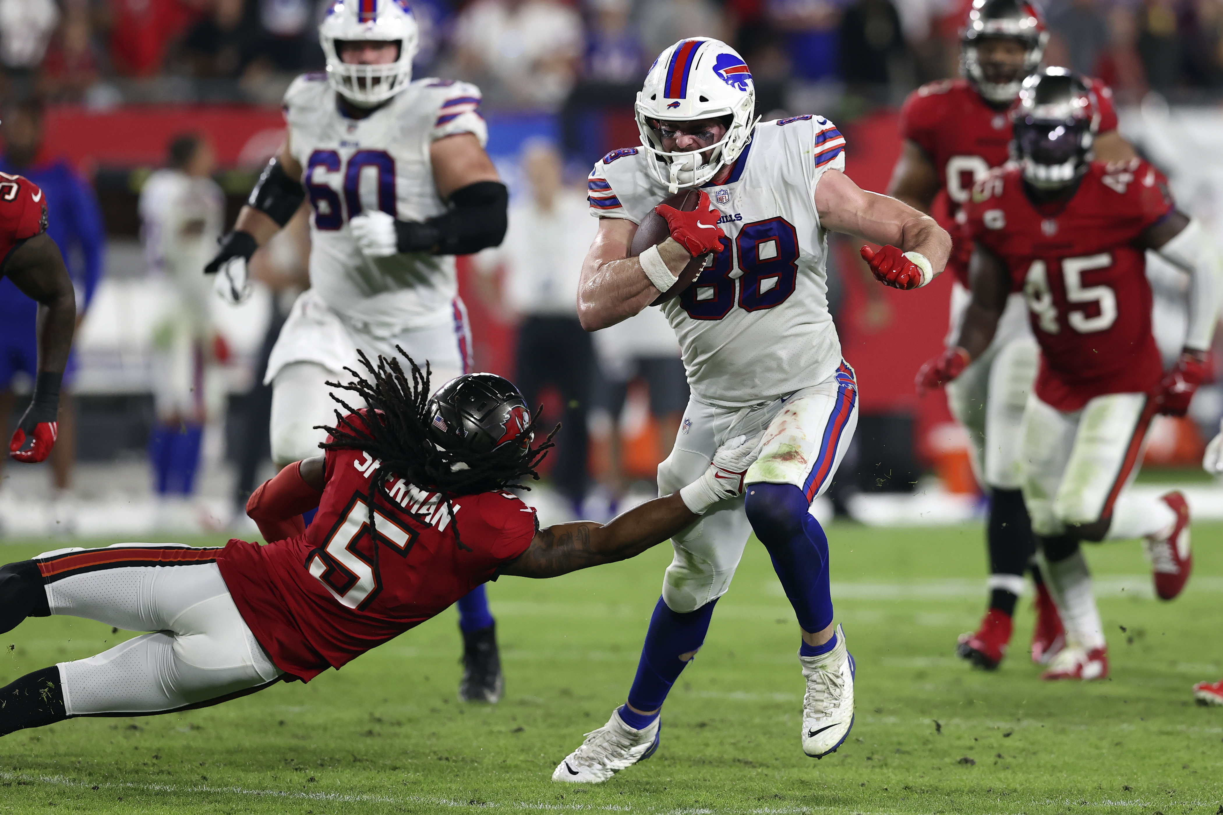 Vet ref calls foul on Stefon Diggs no-call late in Bills and Buccaneers game  