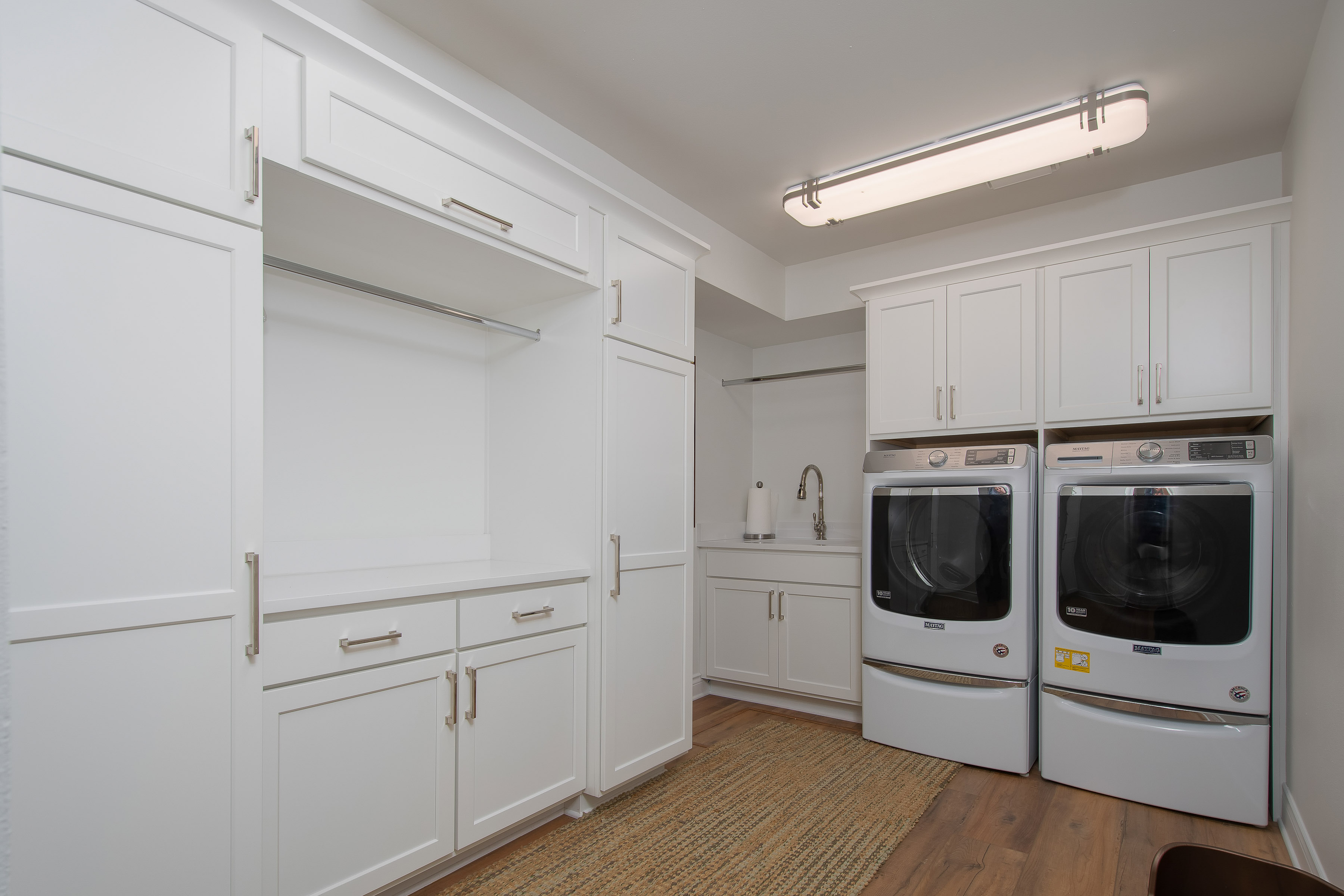 Oregon Yacht Club floating home