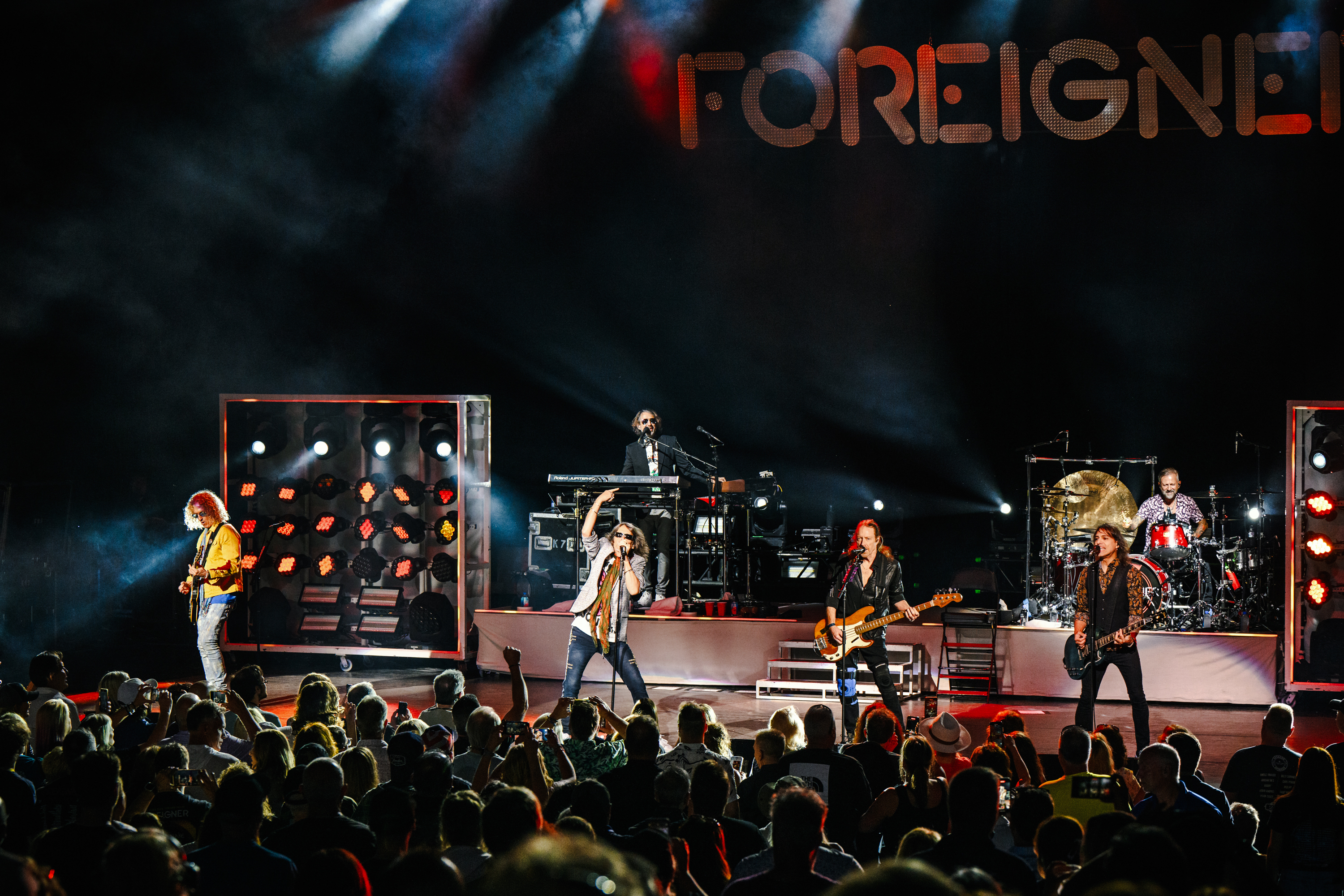 Massive crowd fills Pine Knob for 3 hours of hits with Foreigner, Styx,  John Waite - mlive.com