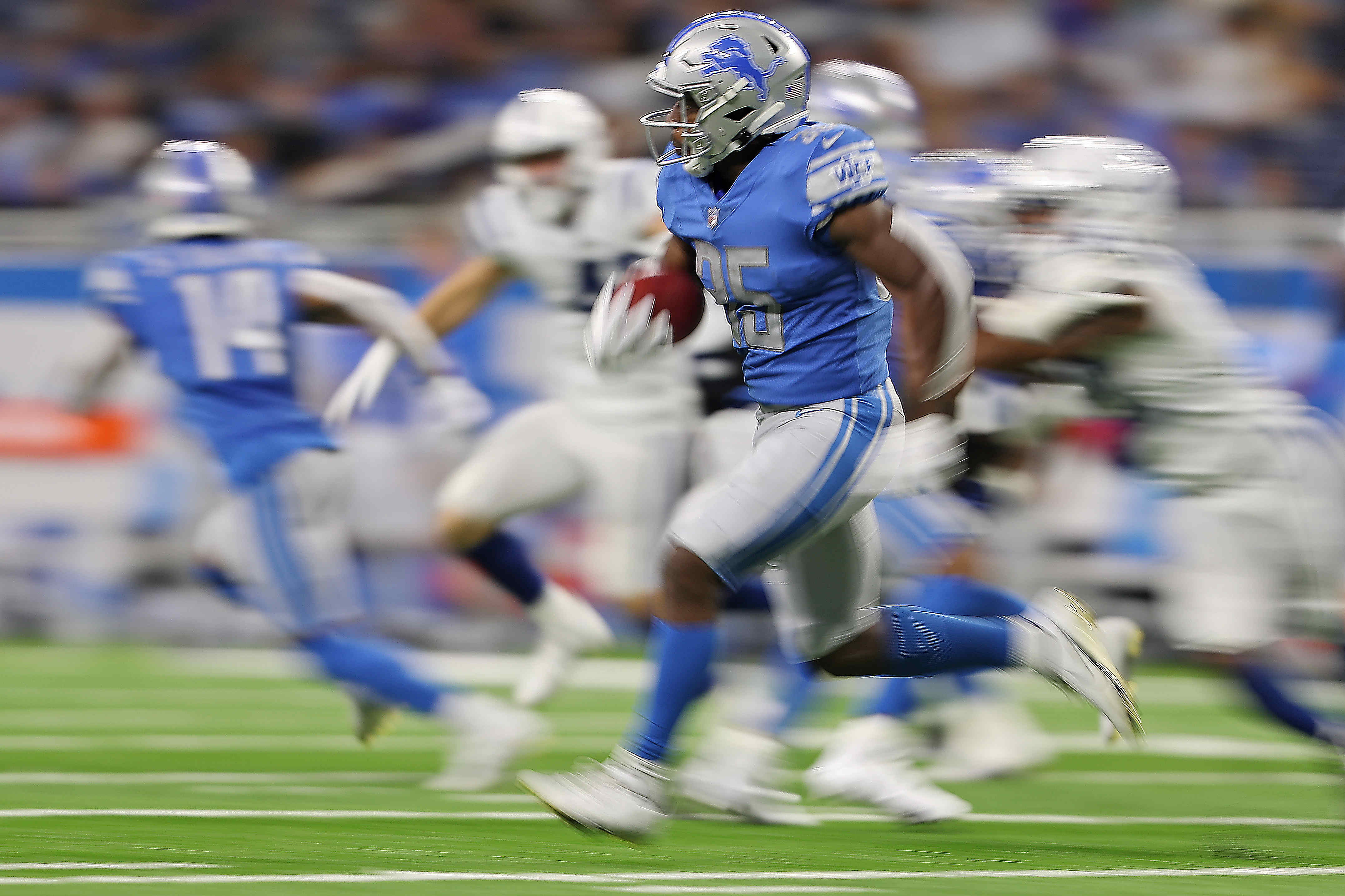 Detroit Lions running back Godwin Igwebuike (35) runs a route