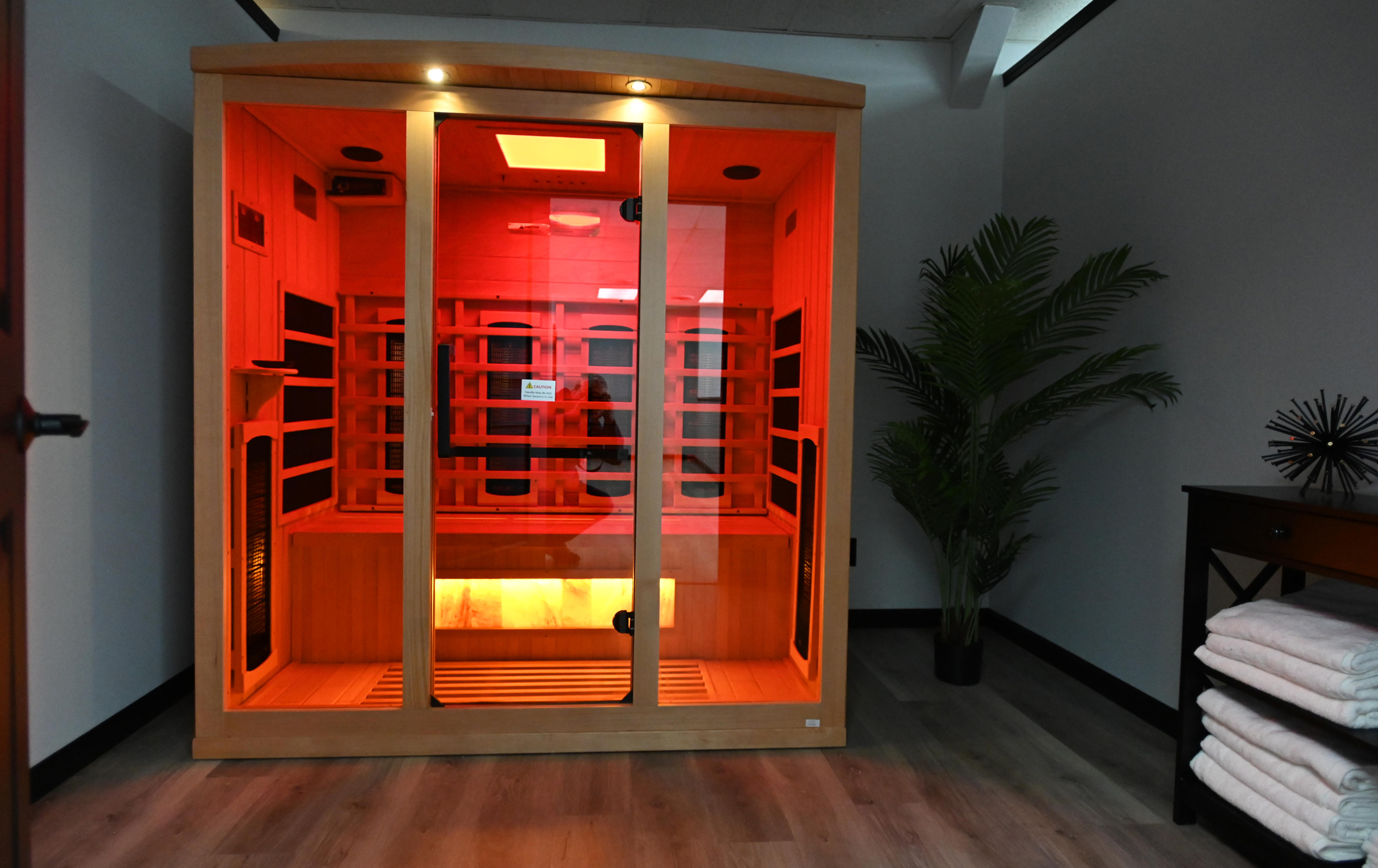 CryoHealth opens in Jackson