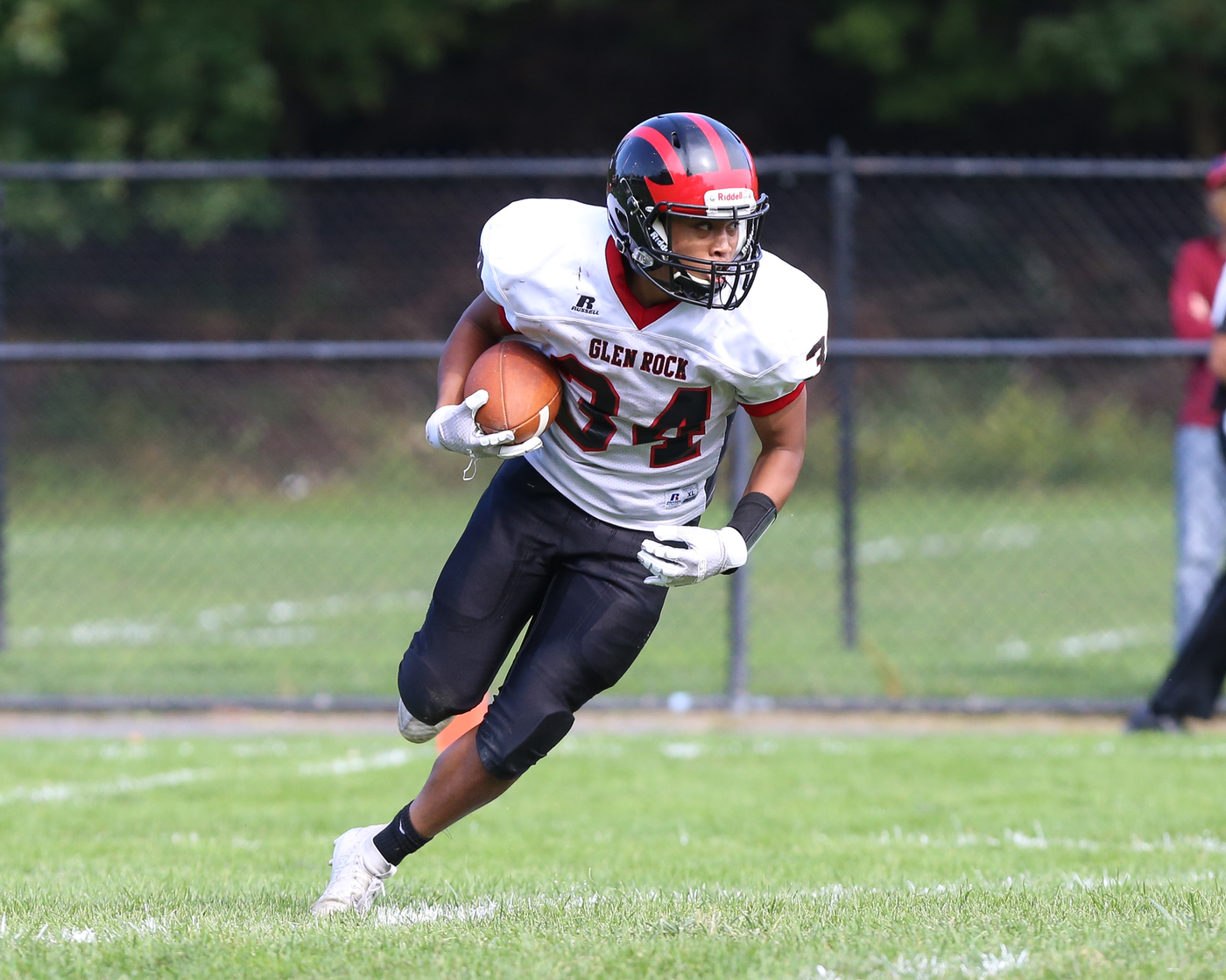 Football: Pompton Lakes defeats Glen Rock 14-7 - nj.com