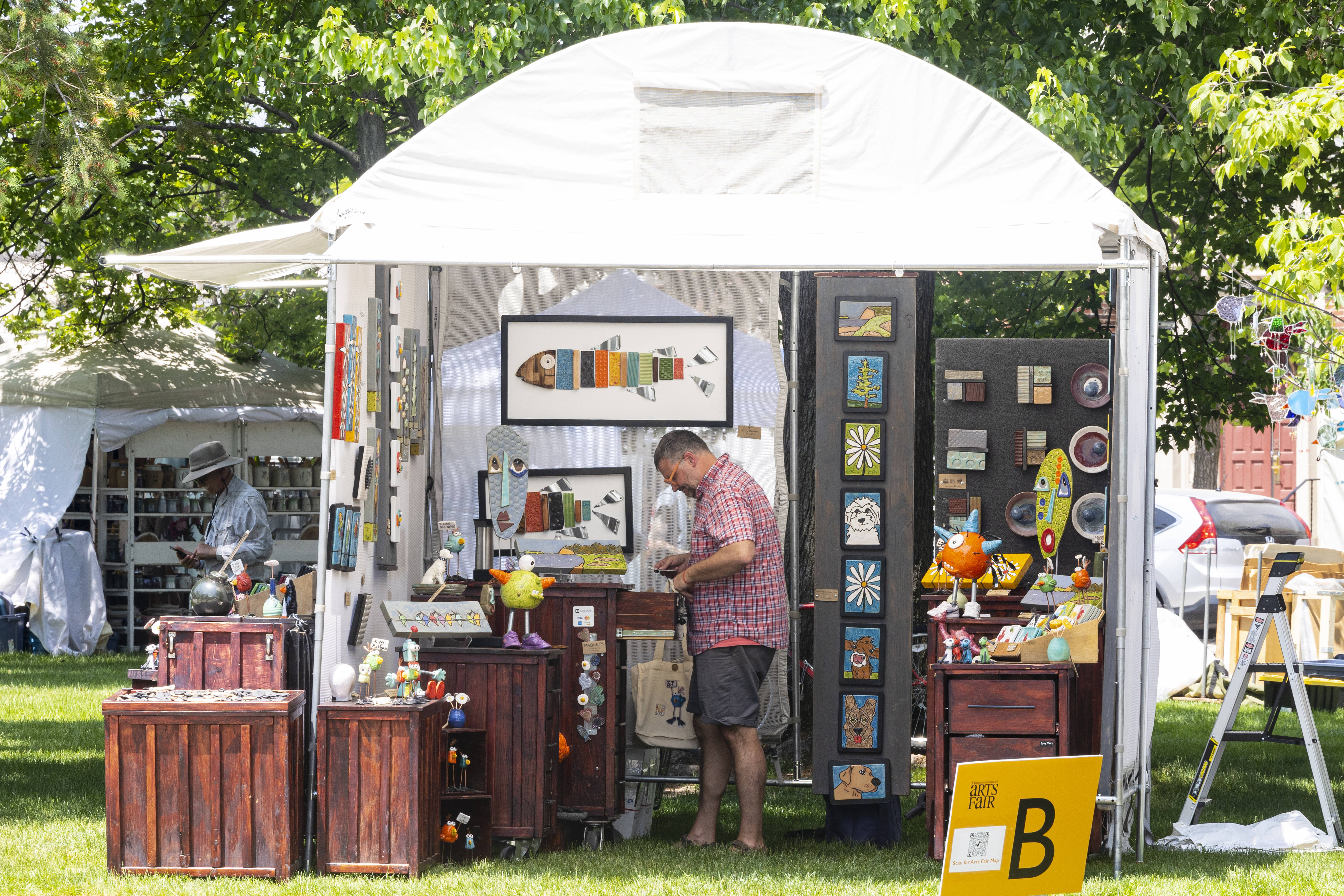 Outdoors art display with tent - farmers markets and events art setup 