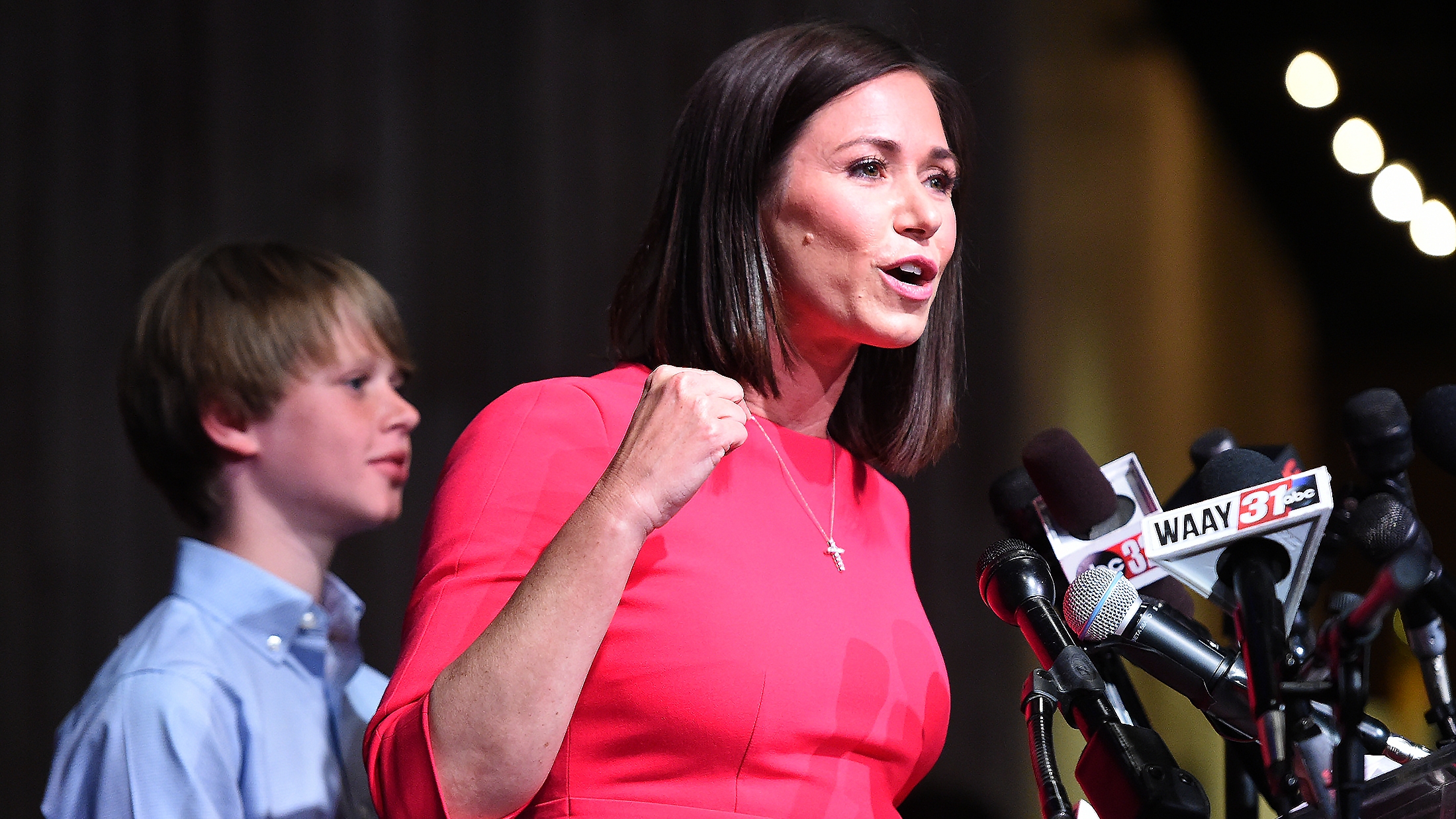 Katie Britt In ‘driver’s Seat’ In Alabama Runoff Against Mo Brooks ...