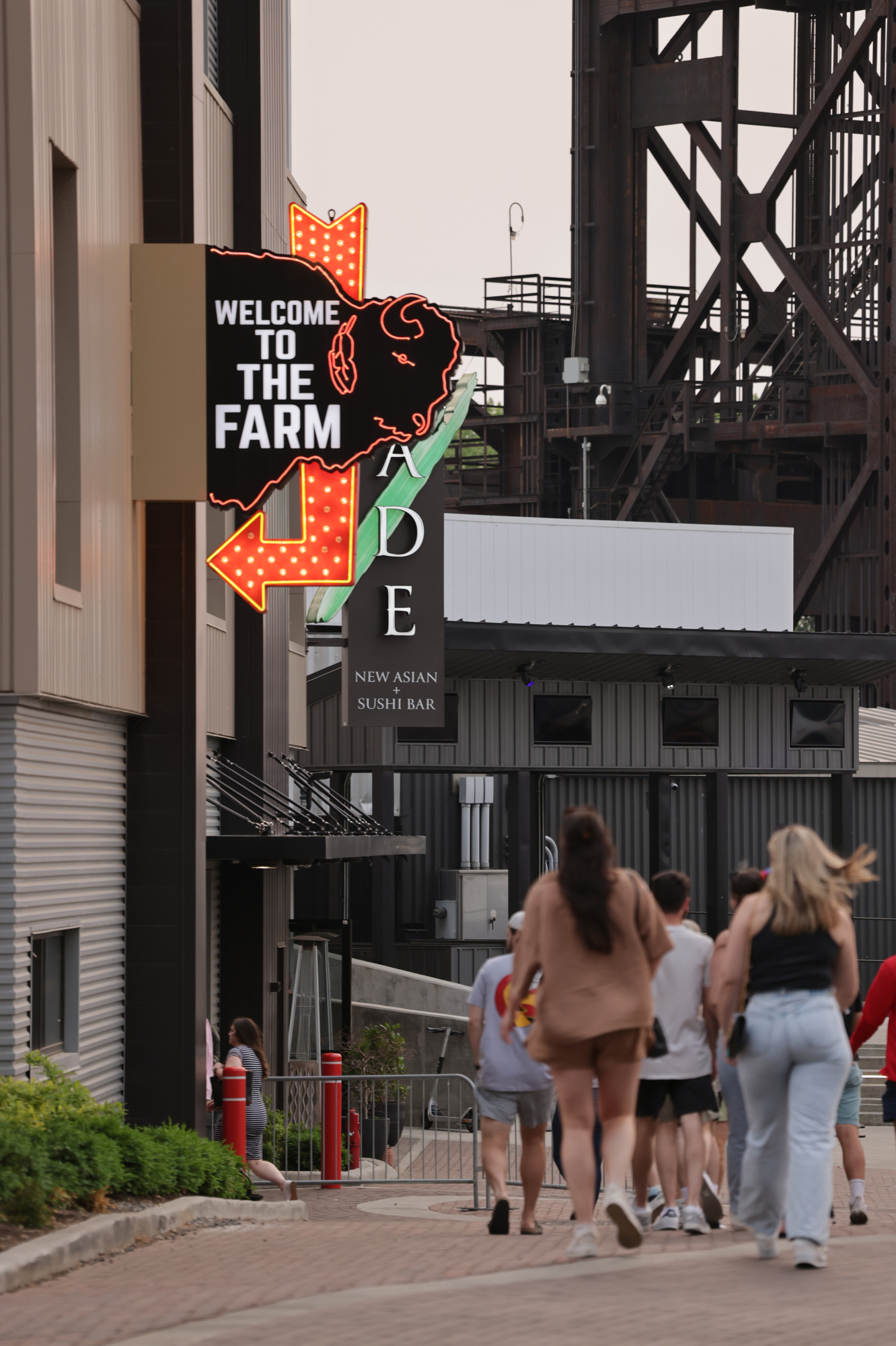 Cleveland’s Flats 2023 restaurant and bar guide