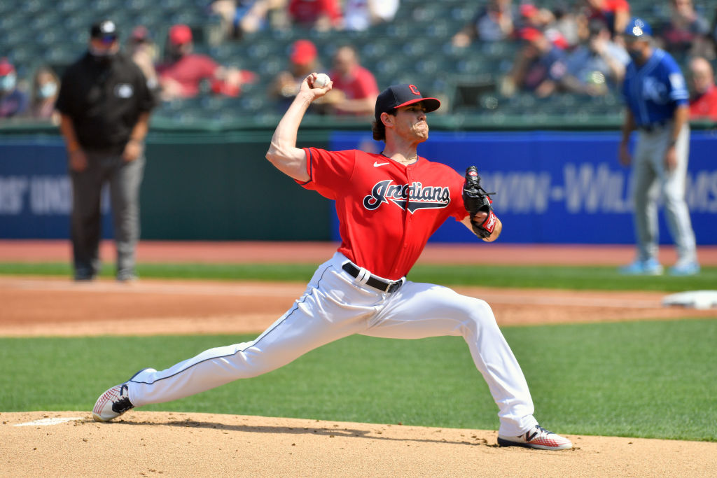 Shane Bieber ties a Randy Johnson strikeout record