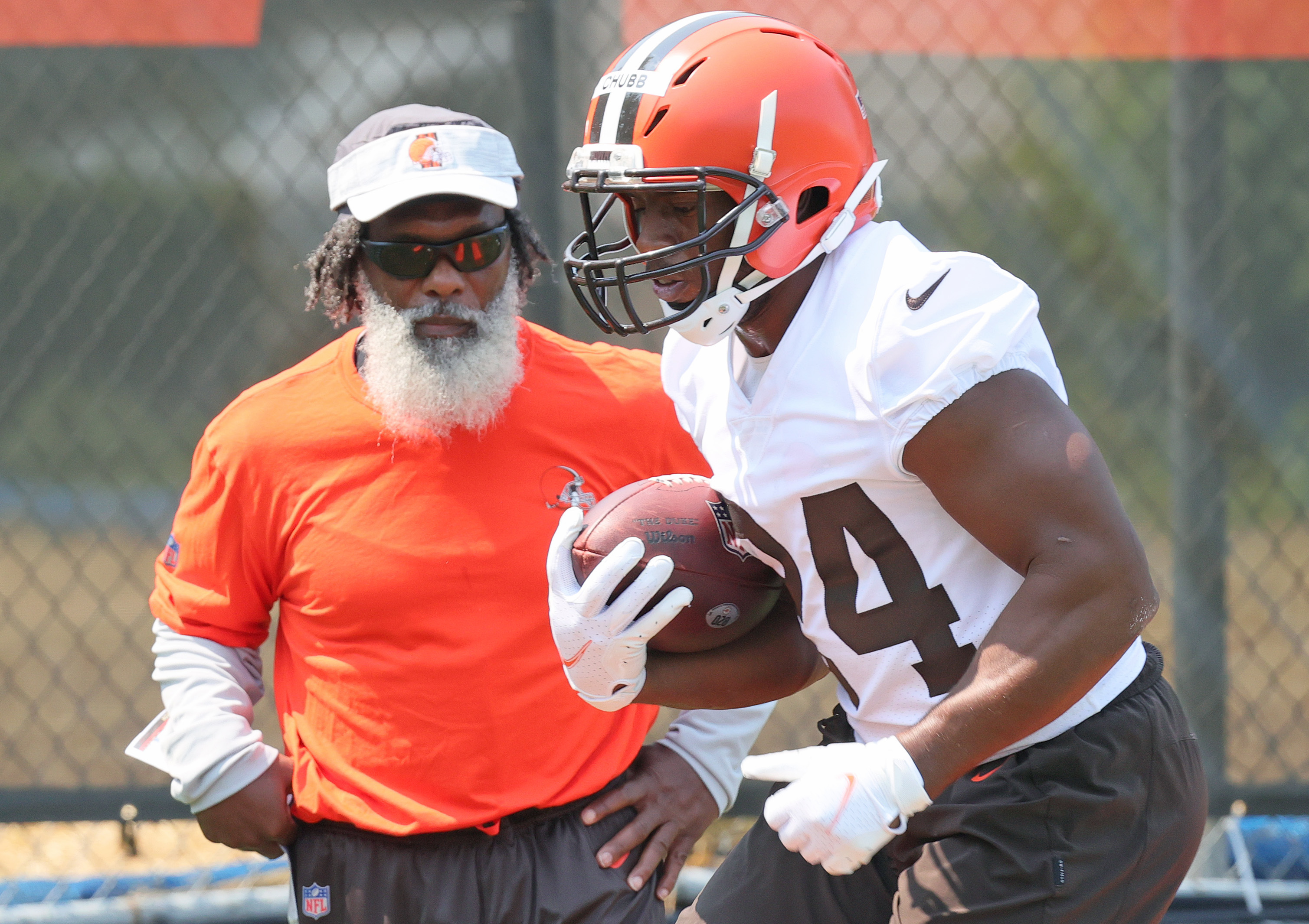 Browns RBs coach Stump Mitchell happy to be back from health hiatus