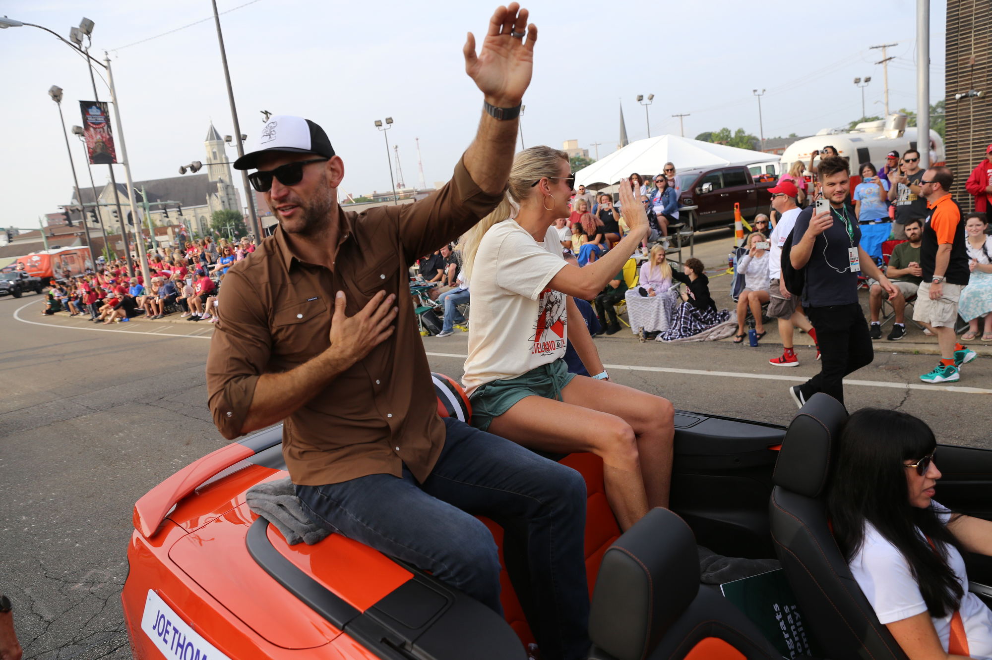 Joe Thomas calls fans 'heartbeat of the Cleveland Browns' at Hall of Fame  induction – News-Herald