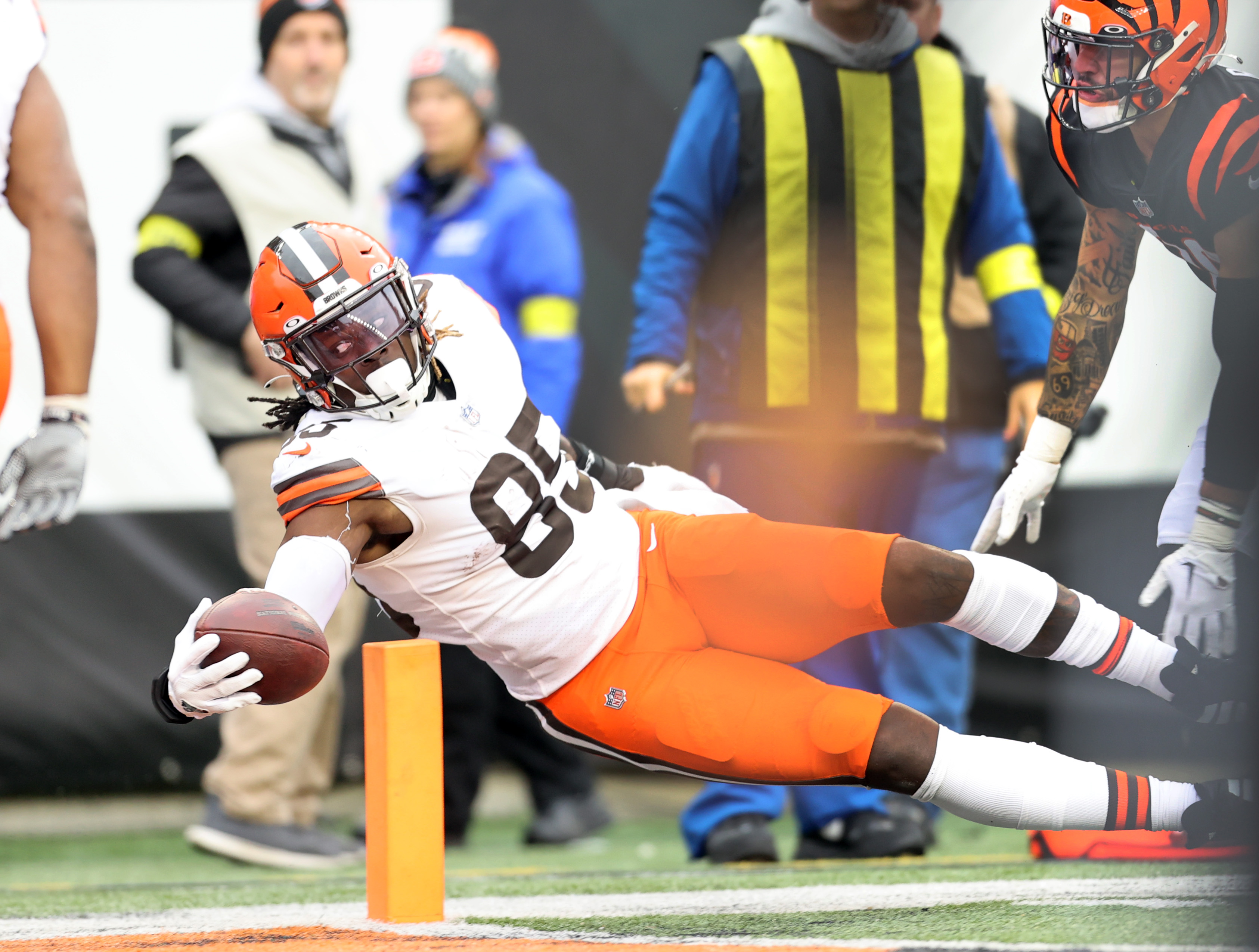 photographer Joshua Gunter's favorite photos from the Browns'  23-10 loss to the Bengals 