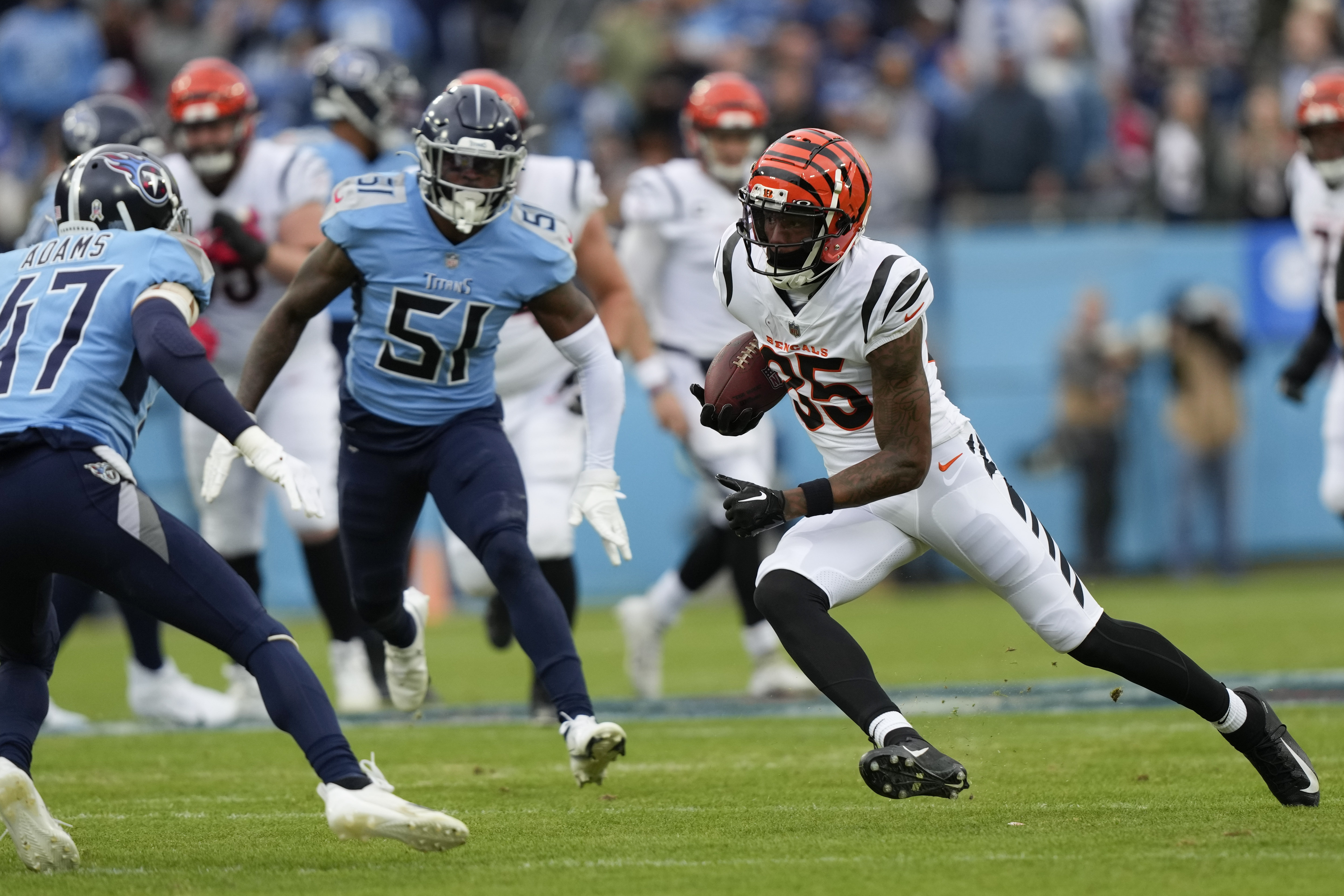 Watch the Bengals take a lead vs. the Titans after Joe Burrow