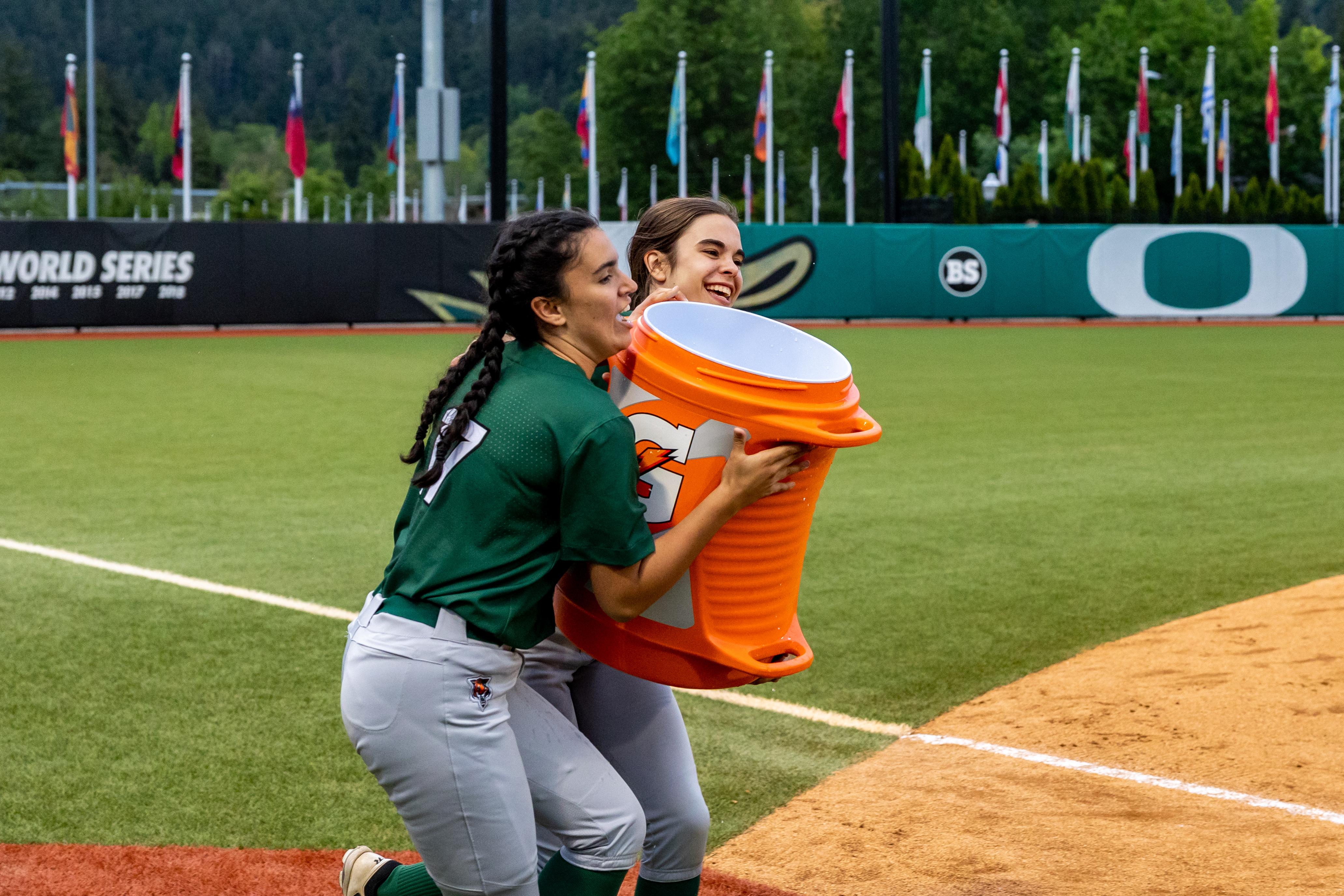 Tigard beats Oregon City for OSAA Class 6A softball state title ...