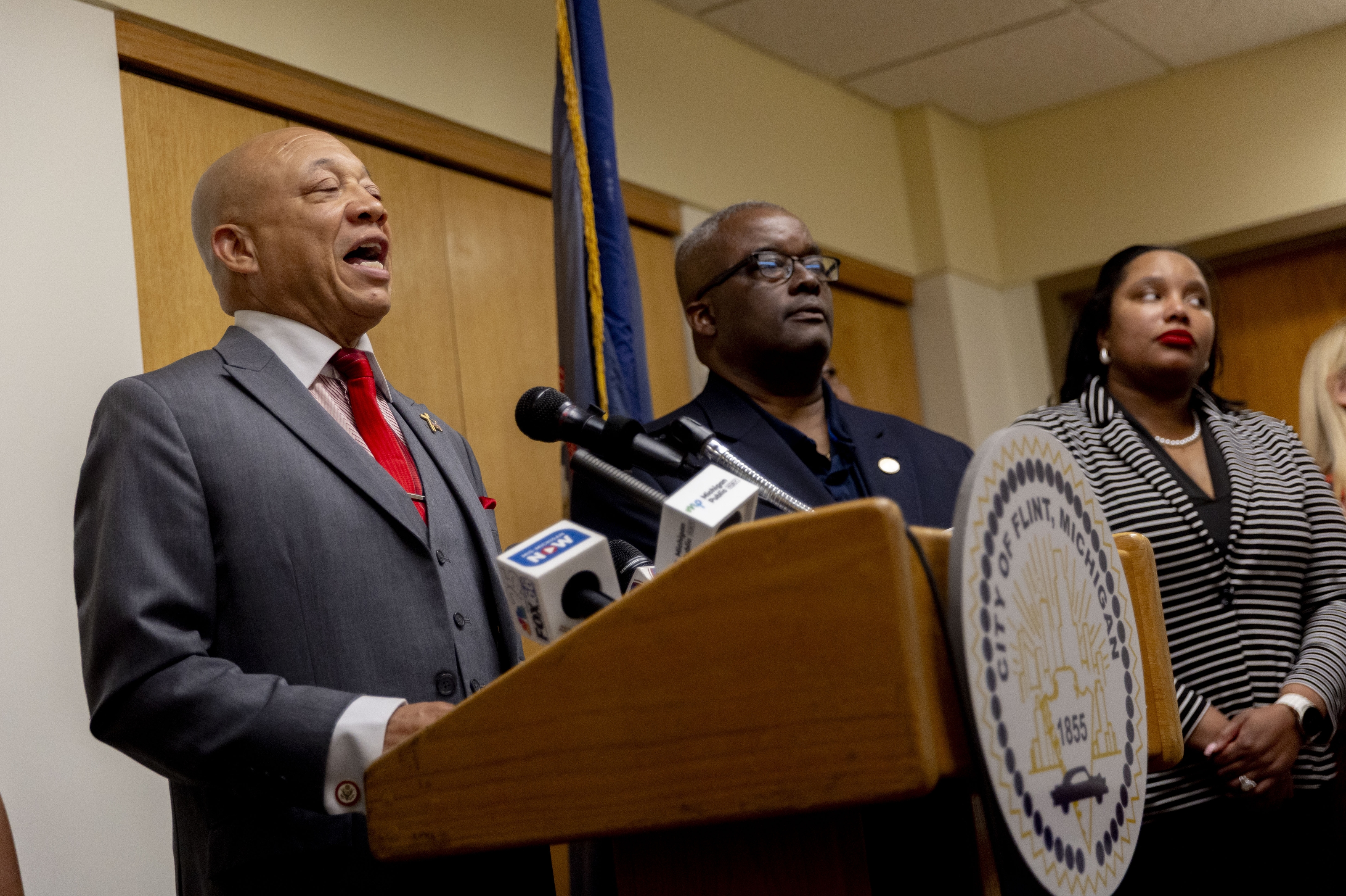 Flint mayor addresses more than 500 impending layoffs, the city budget ...