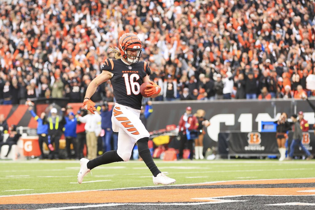 Cincinnati Bengals center Trey Hill (63) lines up for a play during an NFL  football game against the Cleveland Browns, Sunday, Jan. 9, 2022, in  Cleveland. (AP Photo/Kirk Irwin Stock Photo - Alamy