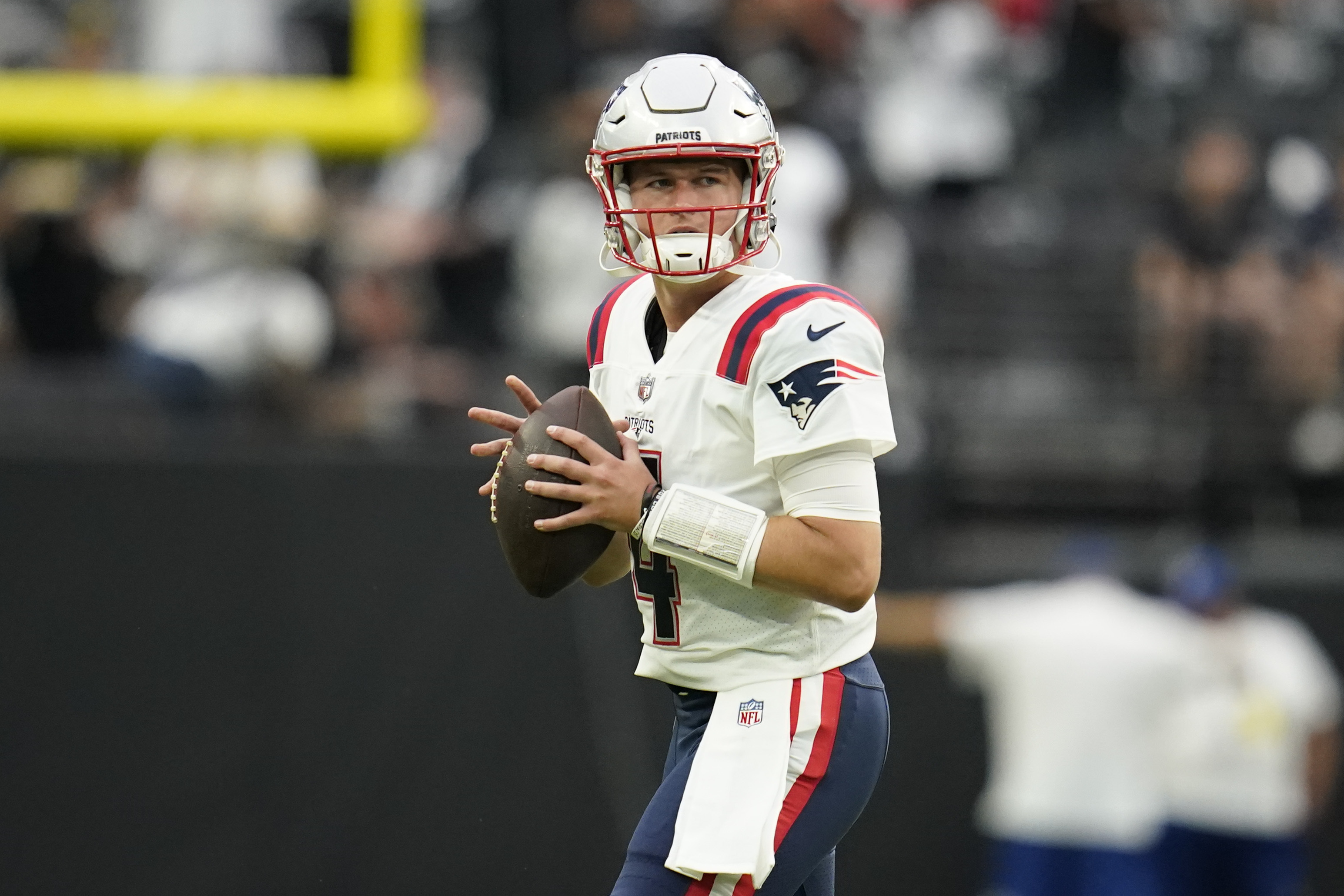 Patriots rookie QB Bailey Zappe shows his mettle against Packers