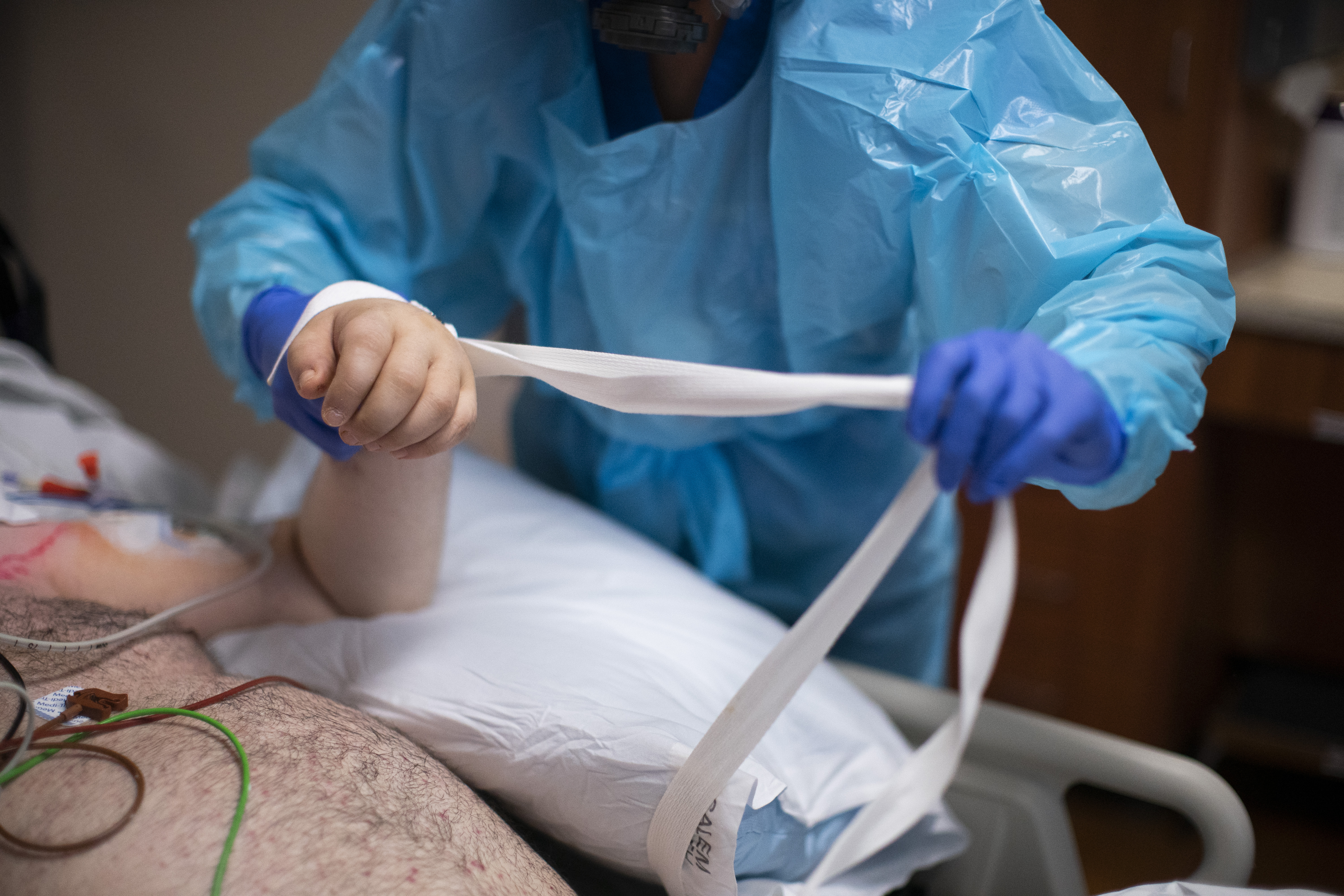 Salem Oregon COVID ICU in color - oregonlive.com
