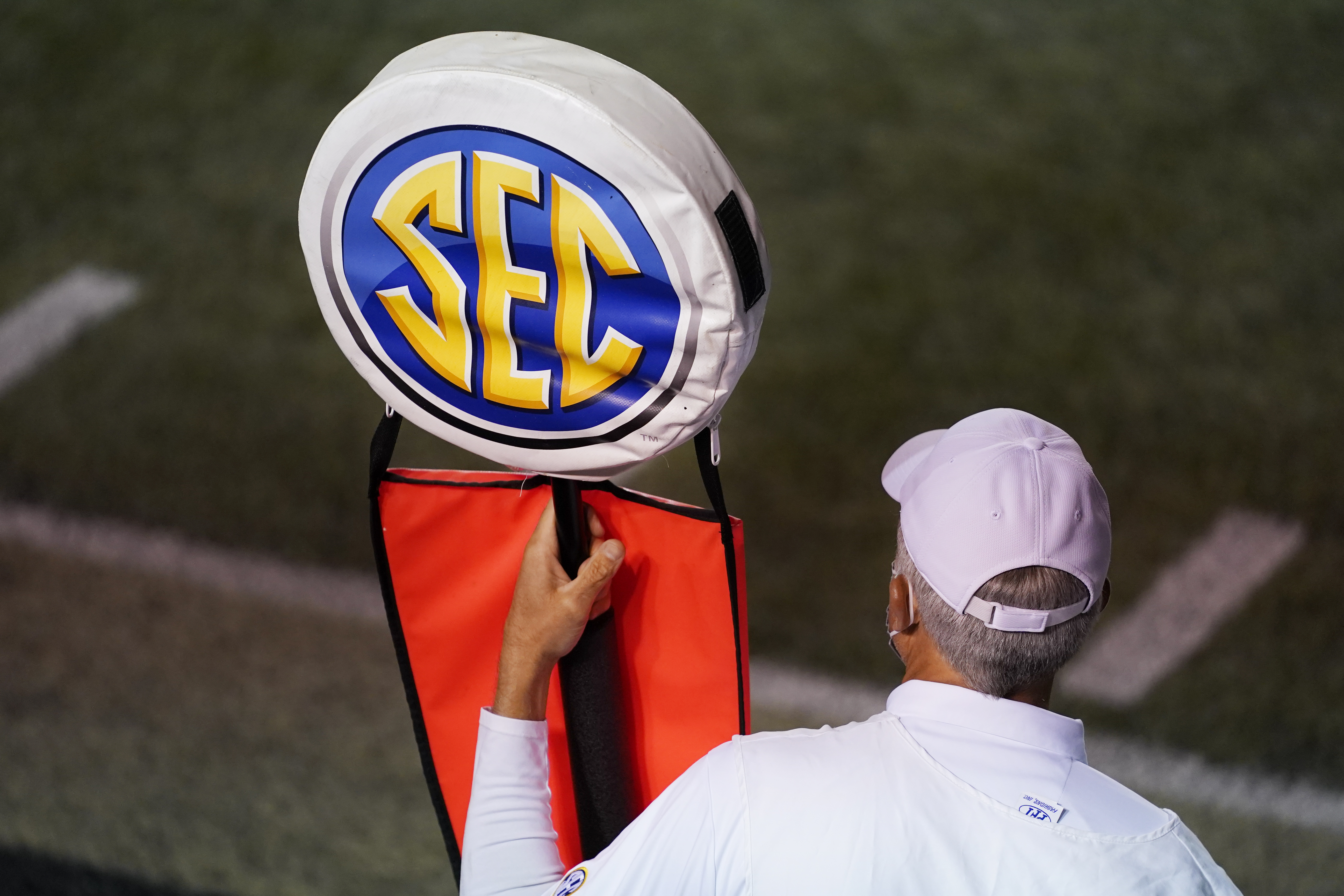 Southeastern Conference - Here it is - the 2022 SEC football schedule! Full  release » bit.ly/39o4pa6