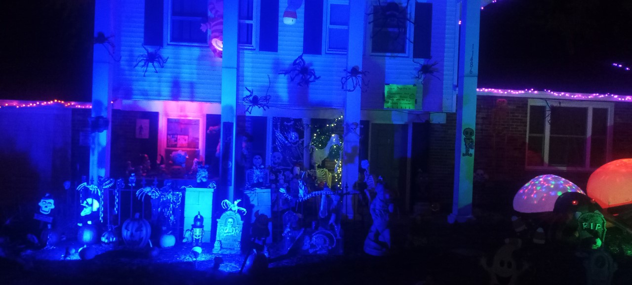 Northeast Ohioans impress with spooktacular Halloween displays 2022