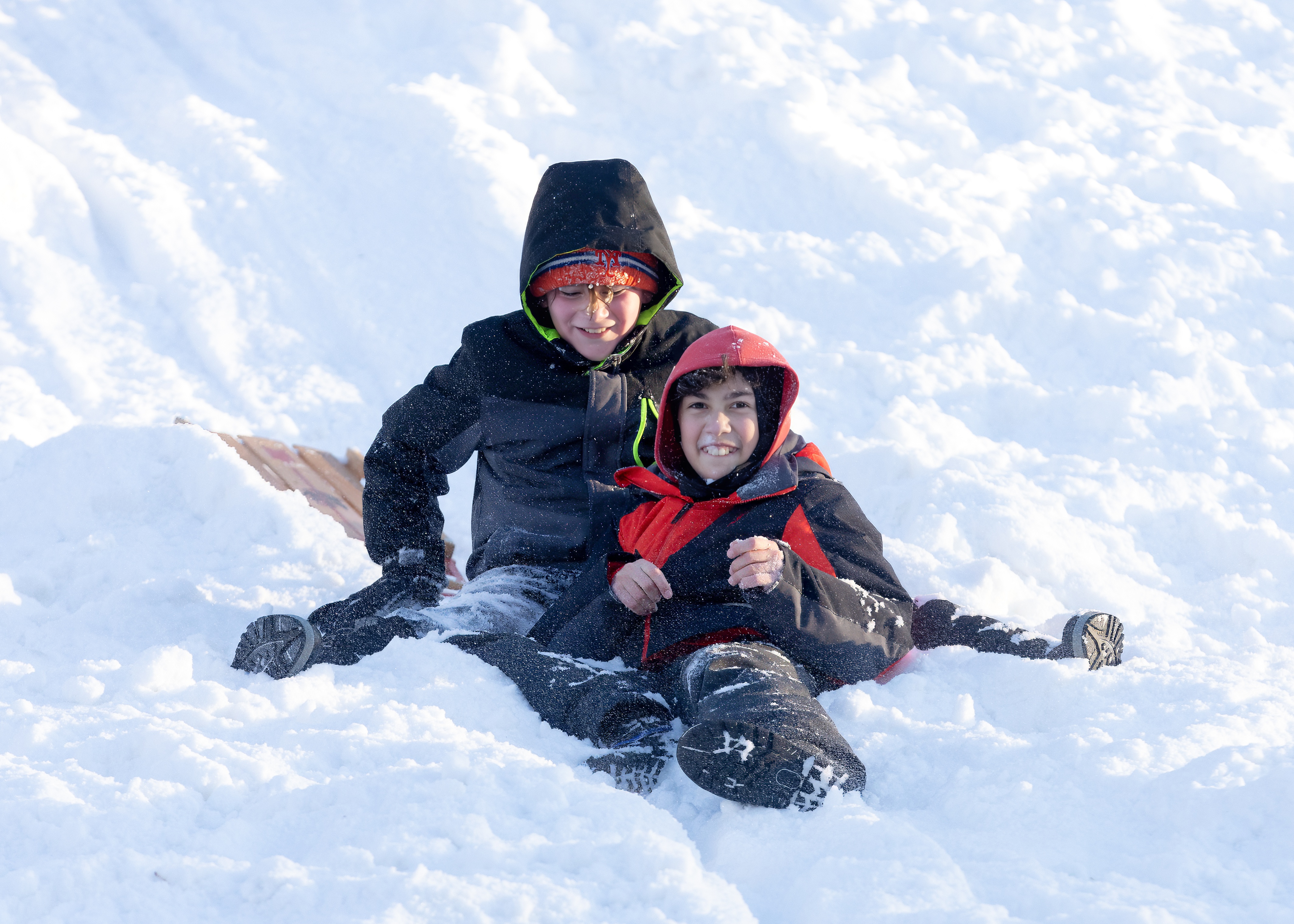 Children enjoy their snow day at Clove Lakes Park - silive.com