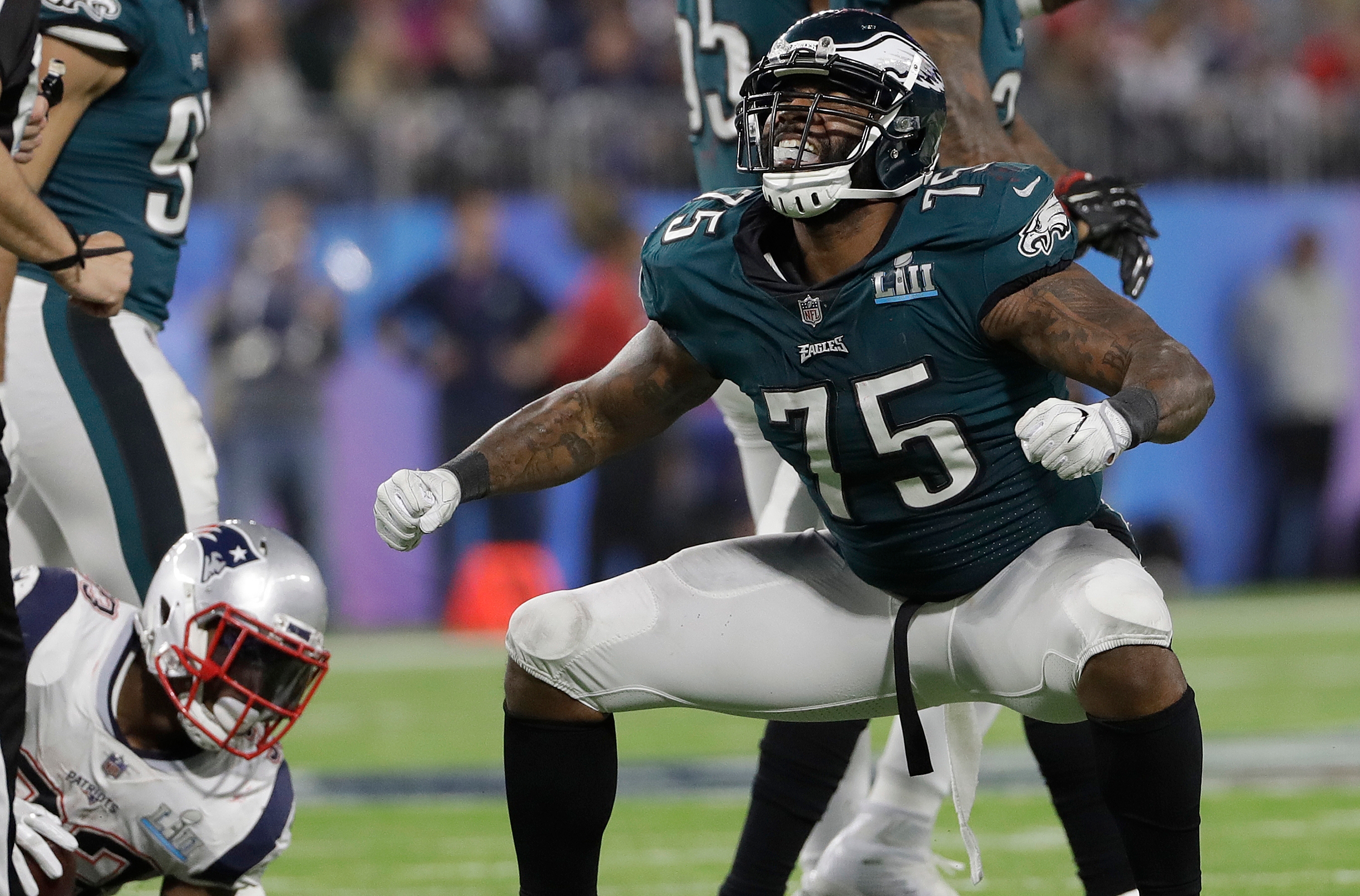 Philadelphia Eagles re-sign veteran defensive end Vinny Curry