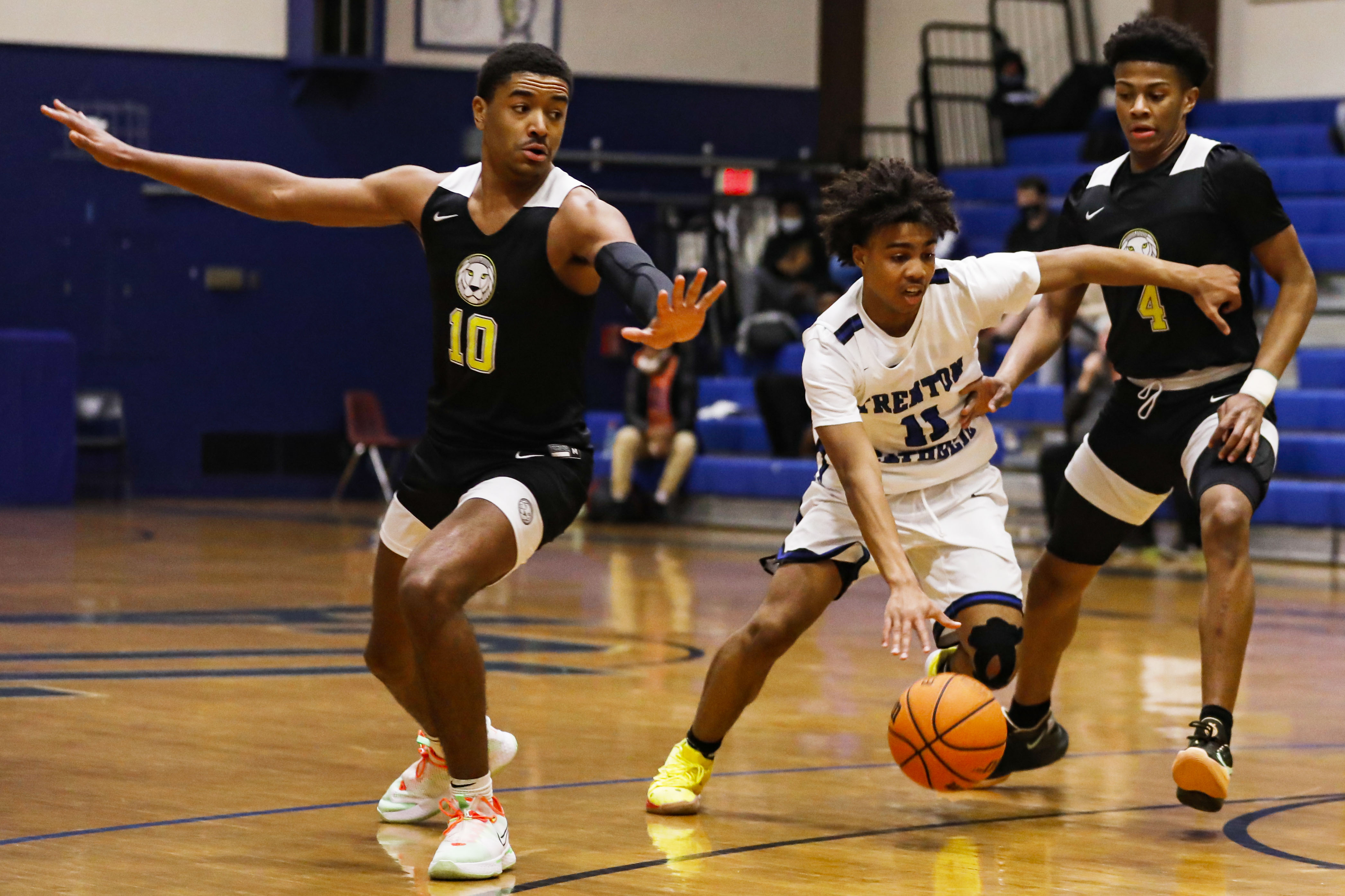 Boys Basketball: No. 16 Trenton Catholic Defeats No. 2 Roselle Catholic ...