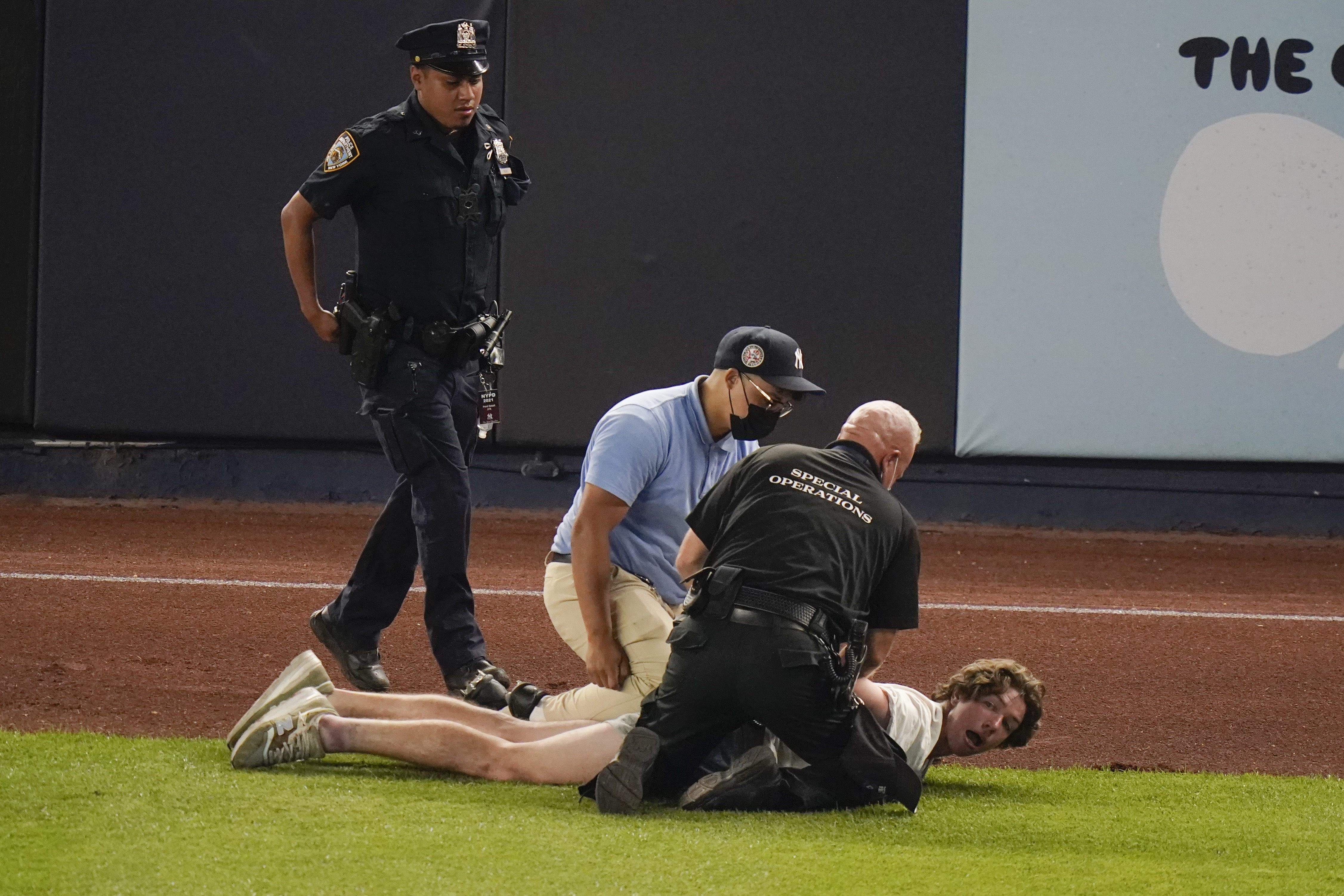 Brutal Yankees-Red Sox Fan Fight Caught On Video At Yankee Stadium