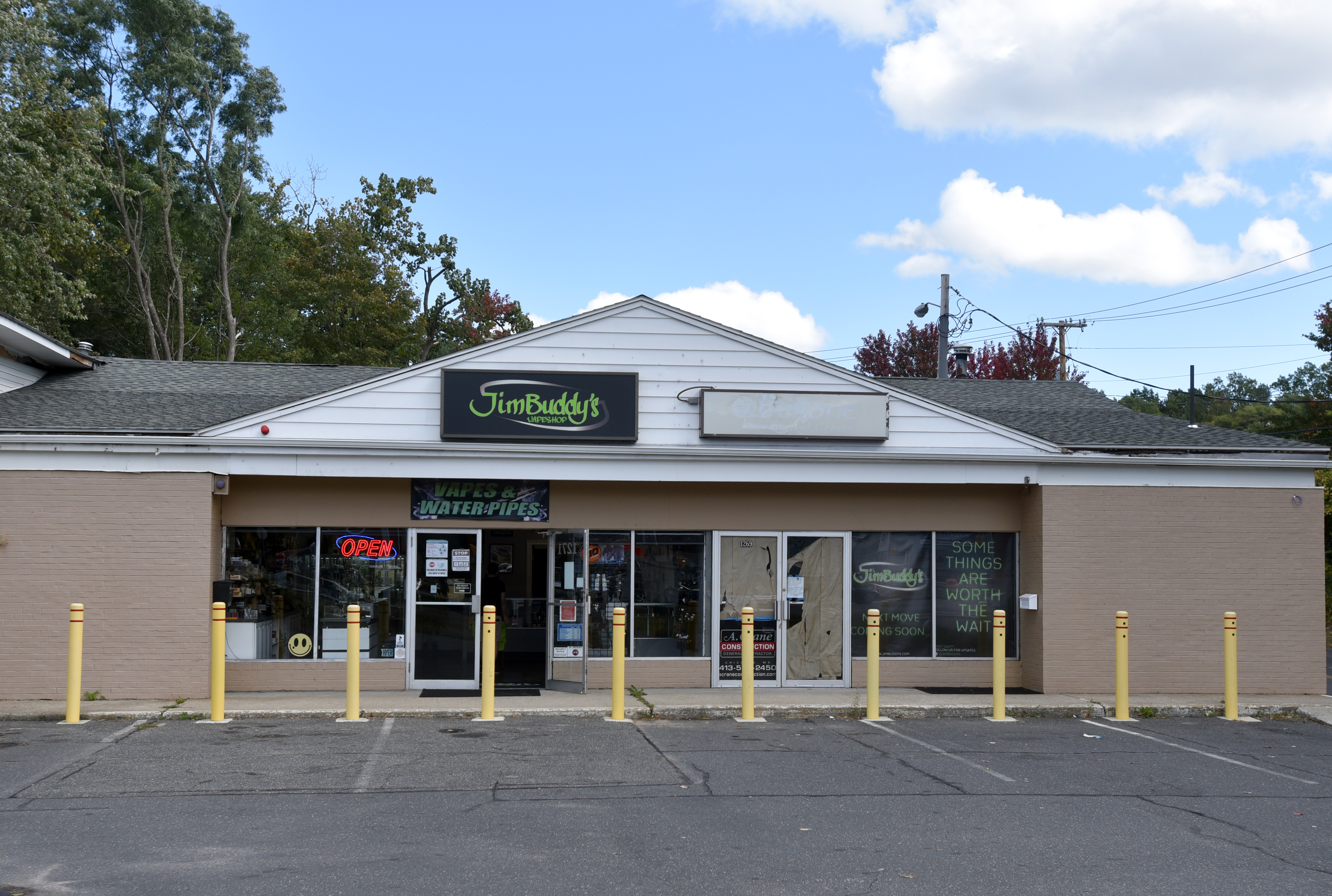 elfbar nachfüll pod läuft aus I-Vape Smoke Shop - Manchester NH main image 0