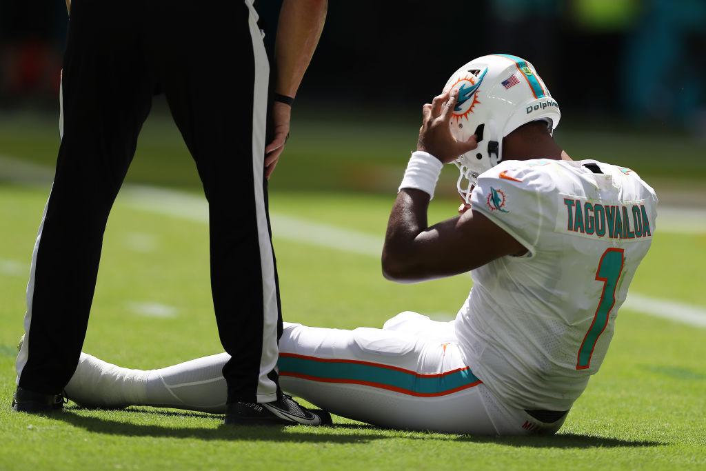 ESPN on X: Breaking: Dolphins head coach Mike McDaniel announced that QB  Tua Tagovailoa will be out this week against the New York Jets. He is still  in concussion protocol.  /