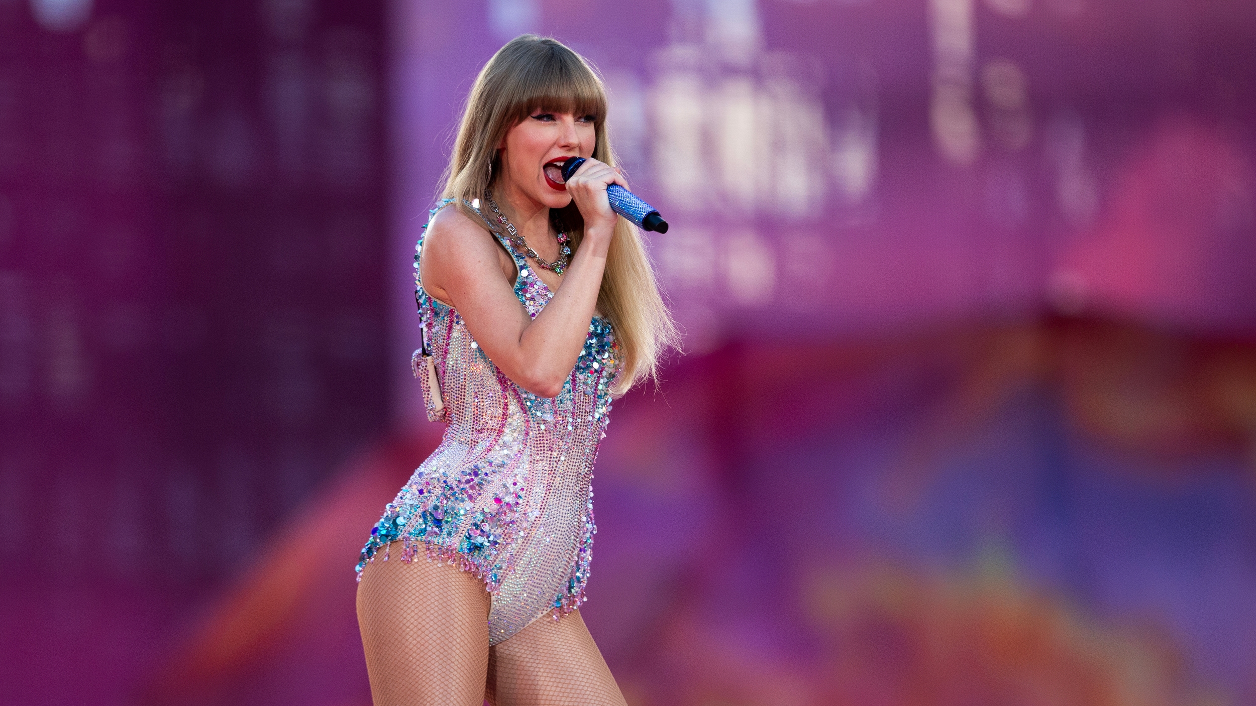 Taylor Swift gifts Eras Tour truck drivers 'life-changing' $100K bonus