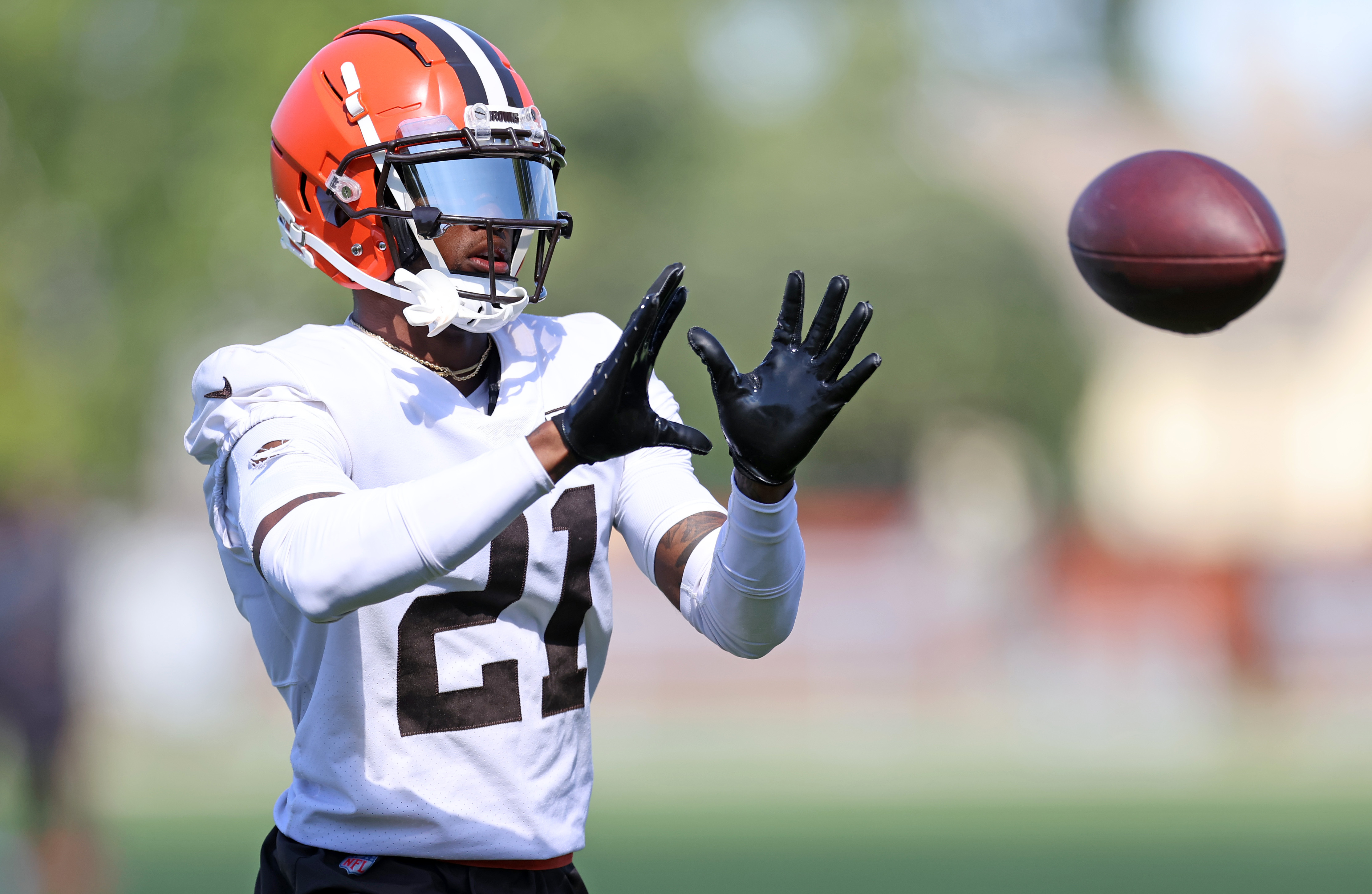 Denzel Ward Cleveland Browns Game-Used #21 Brown Jersey vs. Pittsburgh  Steelers on September 22 2022