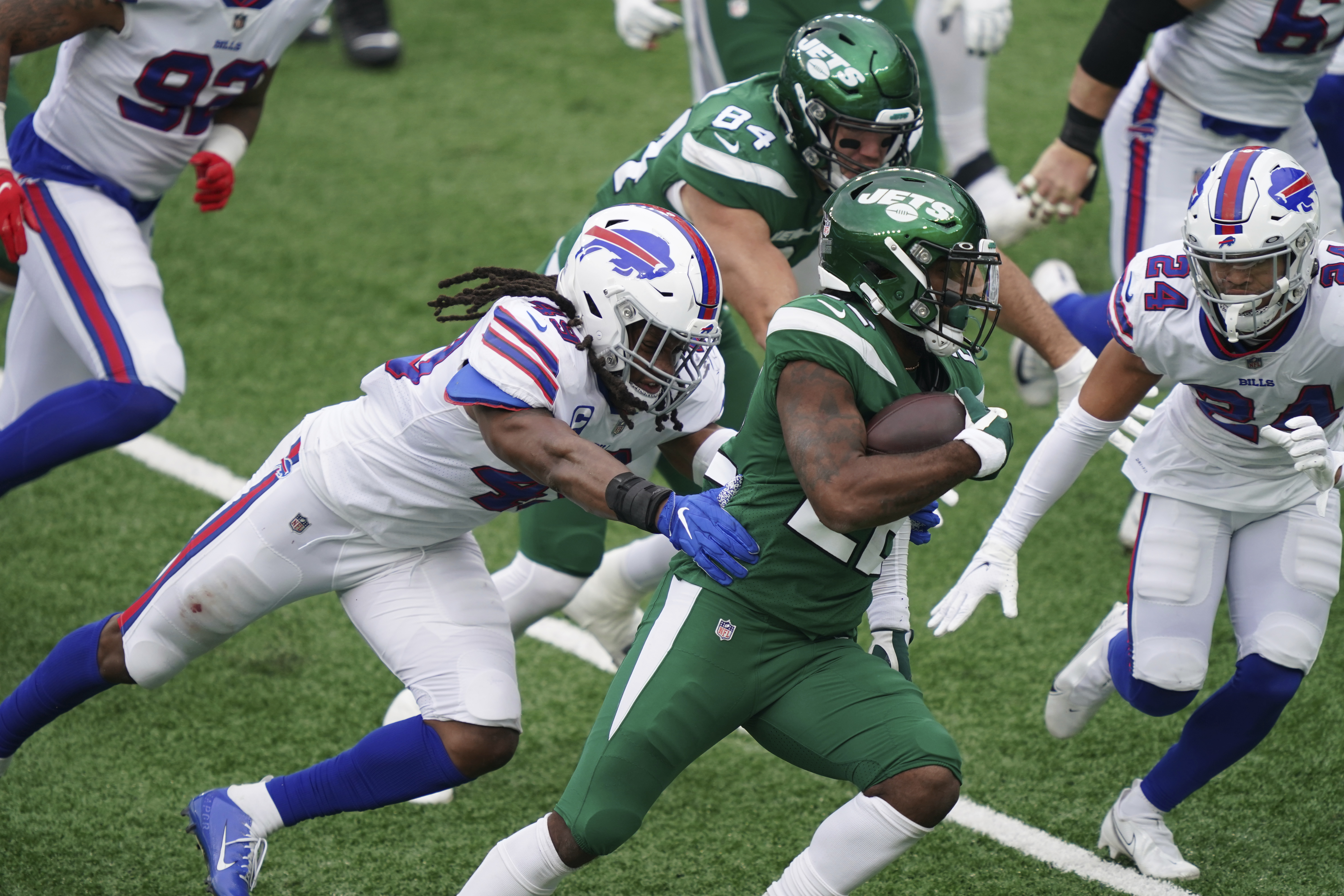 New York Jets start hot, eventually fall to Buffalo Bills, 18-10