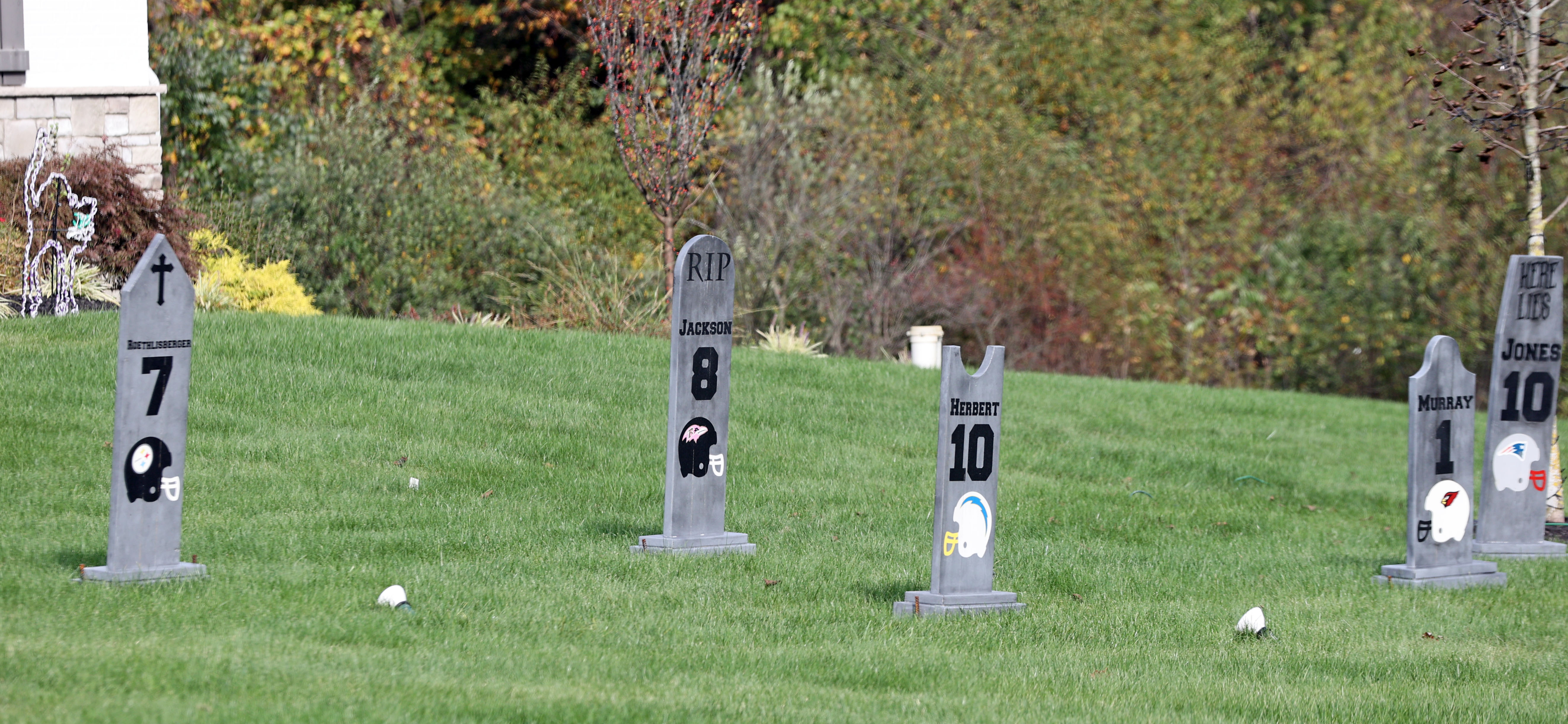 Myles Garrett Has a Joe Burrow Skeleton in Front of His House