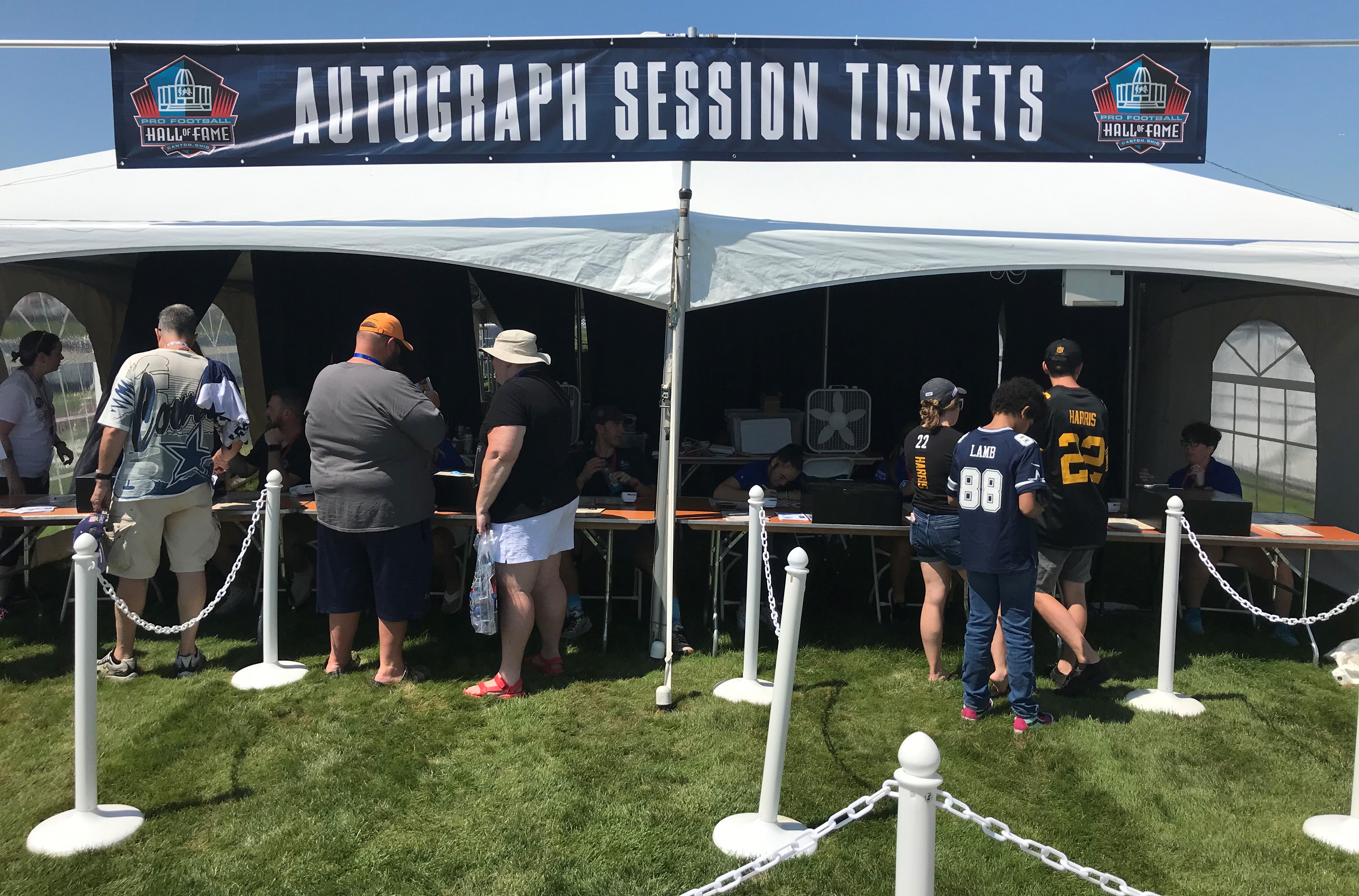 Pro Football Hall of Fame - Tickets are now on sale for our Class of 2021  Autograph Session presented by Panini America! 