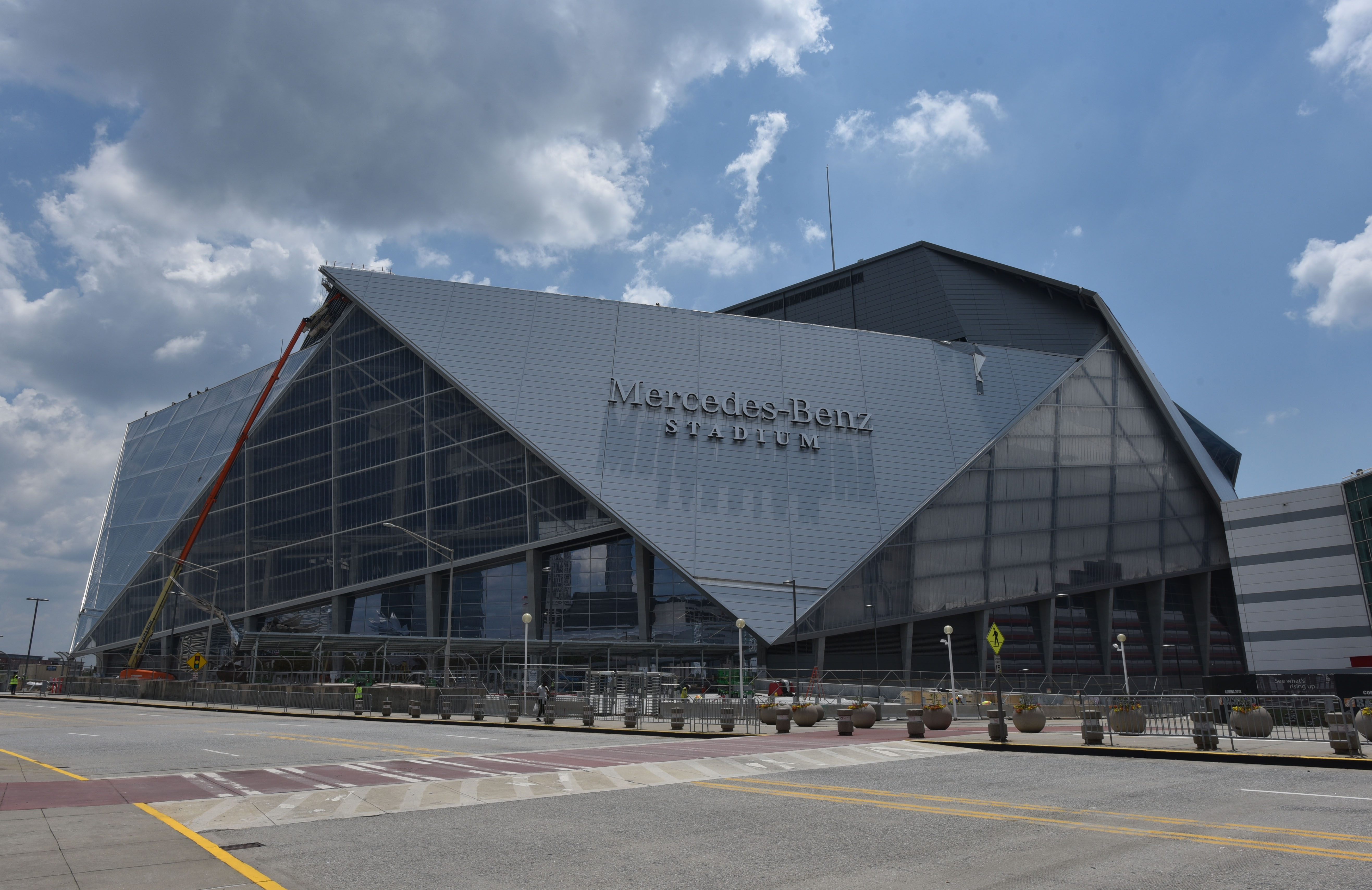 The Atlanta Falcons' Mercedes-Benz Stadium, now finished, in 27 photos -  Curbed Atlanta