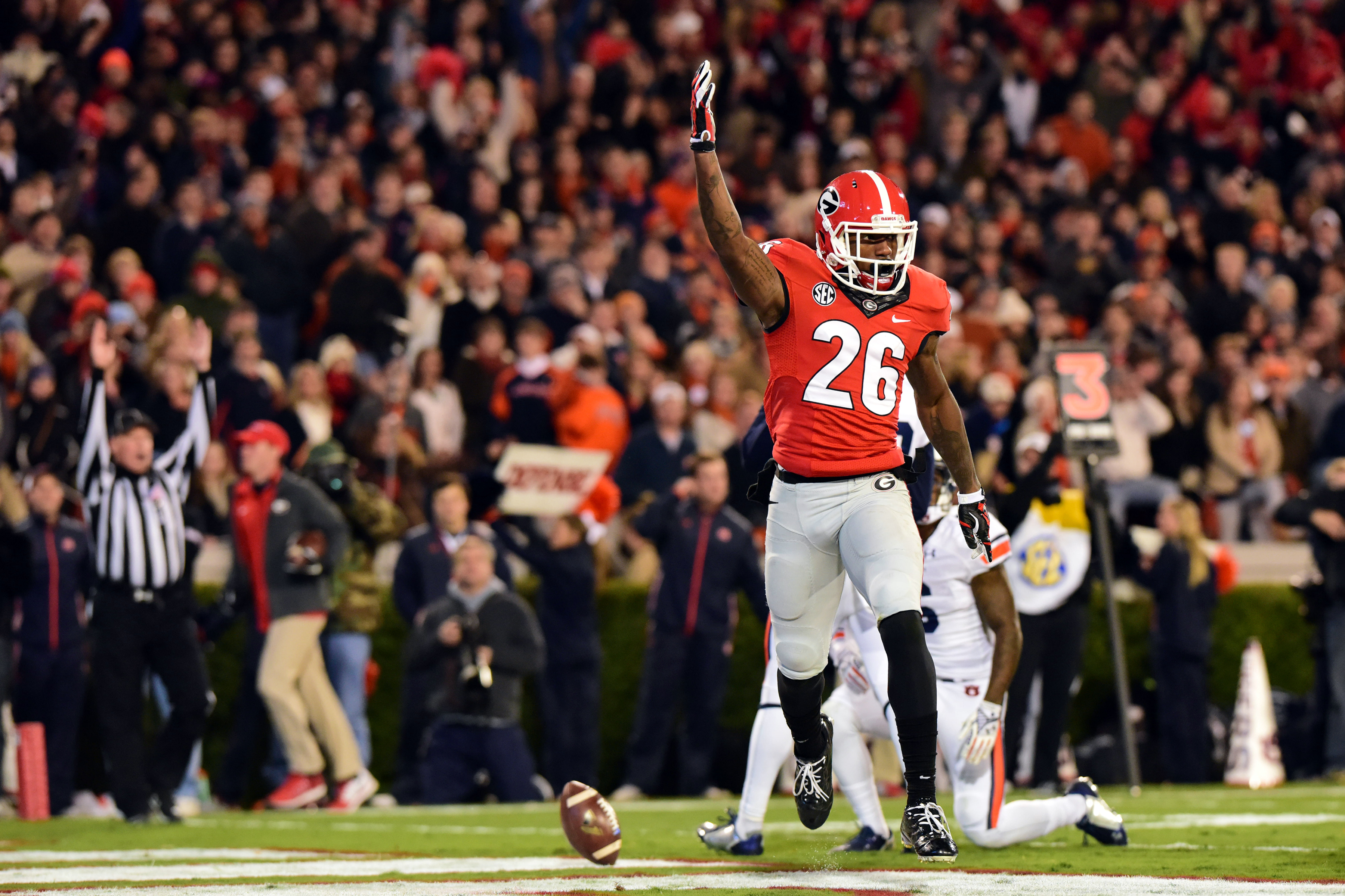 Malcolm Mitchell, former UGA and New England Patriots player, encourages  reading in visit to Troup County - LaGrange Daily News