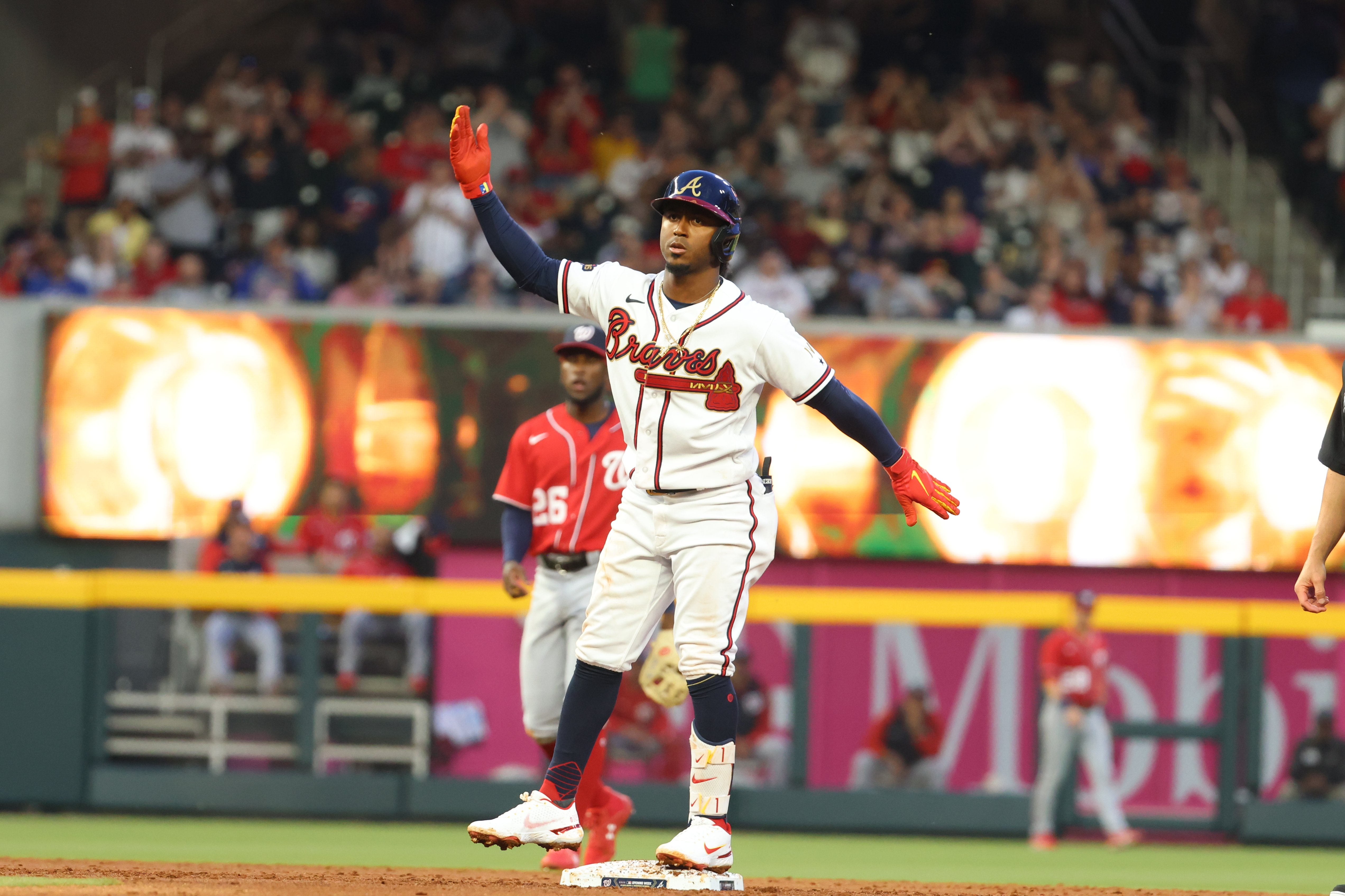 Schultz: Ozzie Albies suddenly Braves' elder statesman and they need his  leadership - The Athletic