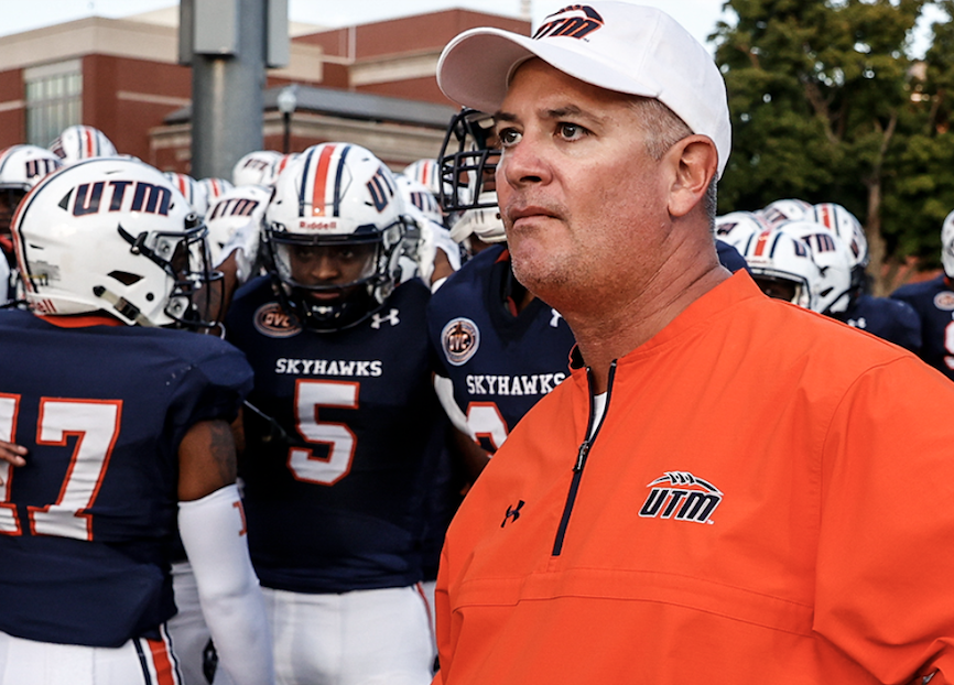 SKYHAWK FOOTBALL SEASON AND INDIVIDUAL GAME TICKETS ARE ON SALE - UTM  Athletics