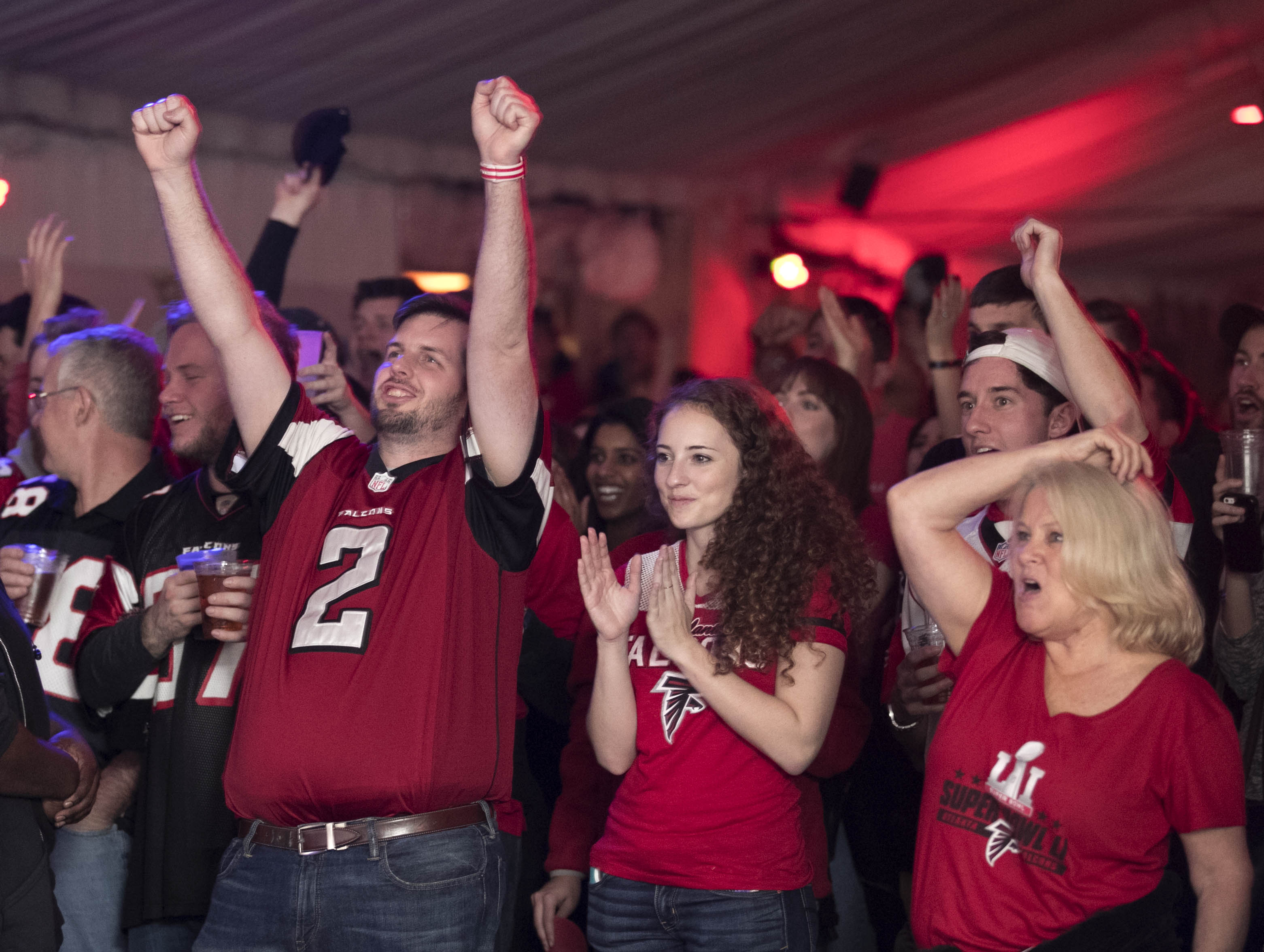 Super Bowl 2017: Atlanta Falcons fans party pregame in Houston