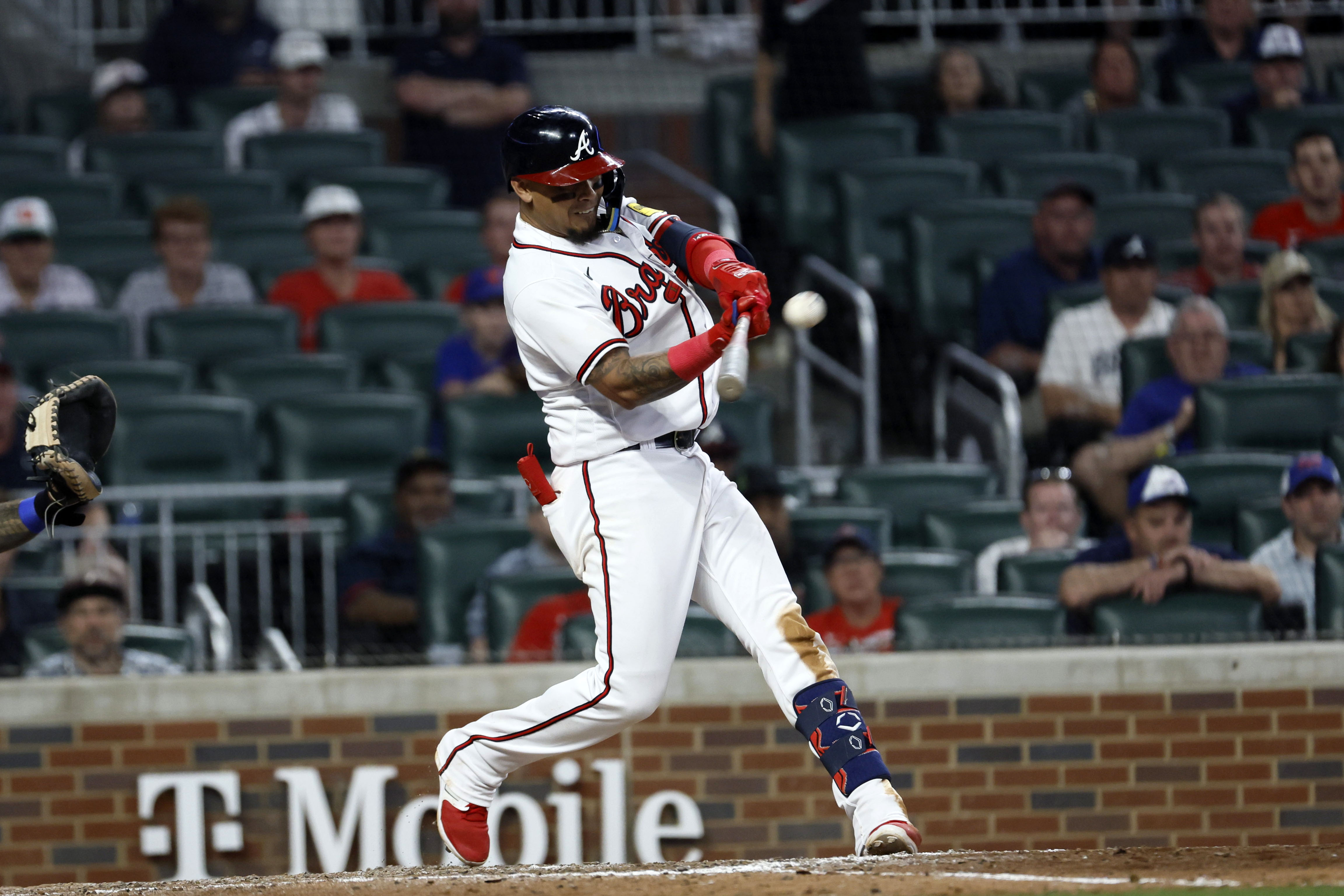 Ozzie Albies' walk-off HR ends sweep of Mets; Braves' AJ Smith
