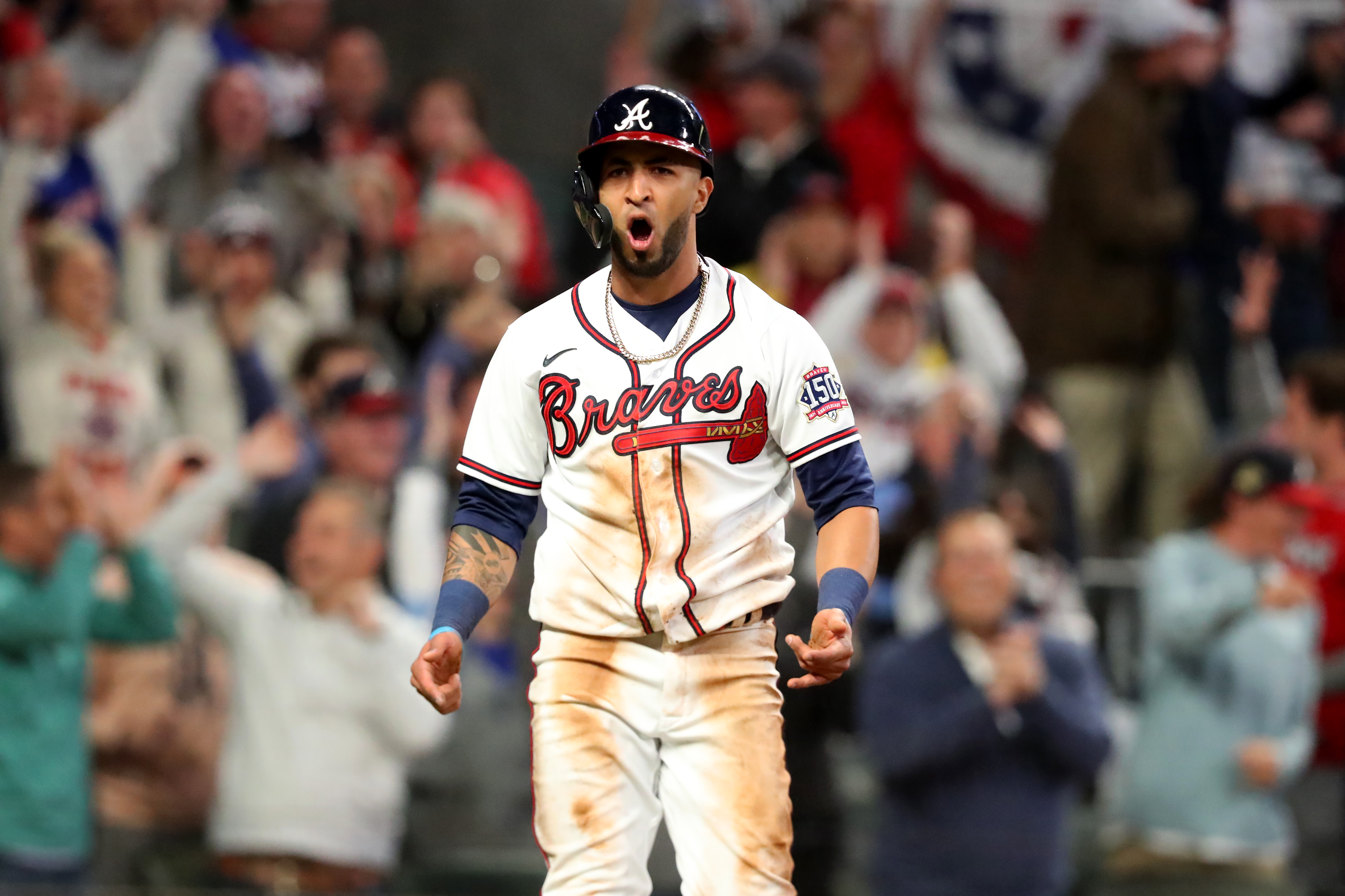 Eddie Rosario's walk-off hit puts Braves up 2-0 on Dodgers in NLCS