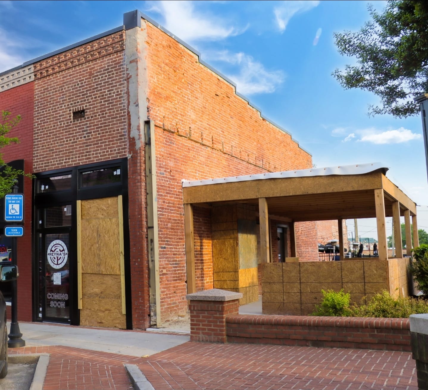 Lawrenceville couple to open downtown coffee and sweets shop