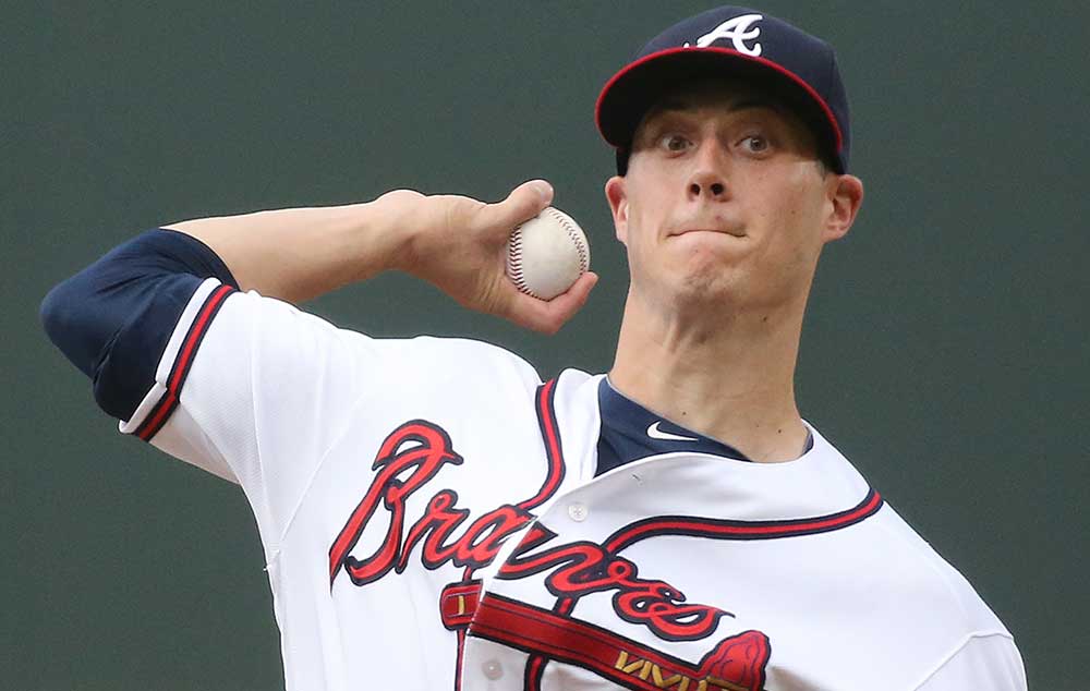 Atlanta Braves pitcher Matt Wisler unveils Tom Glavine-assisted