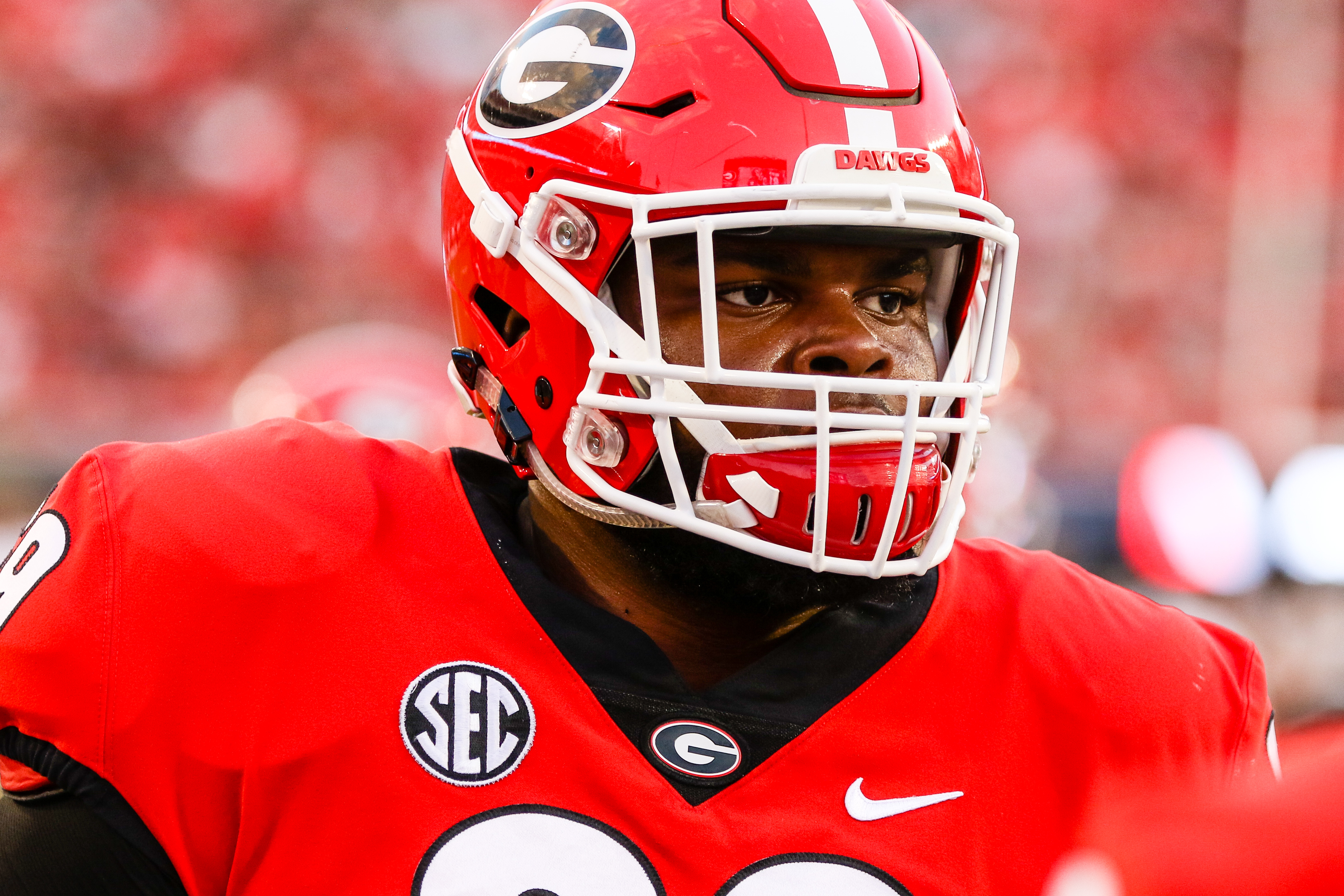 UGA football OL Jamaree Salyer latest Bulldog to make NFL decision