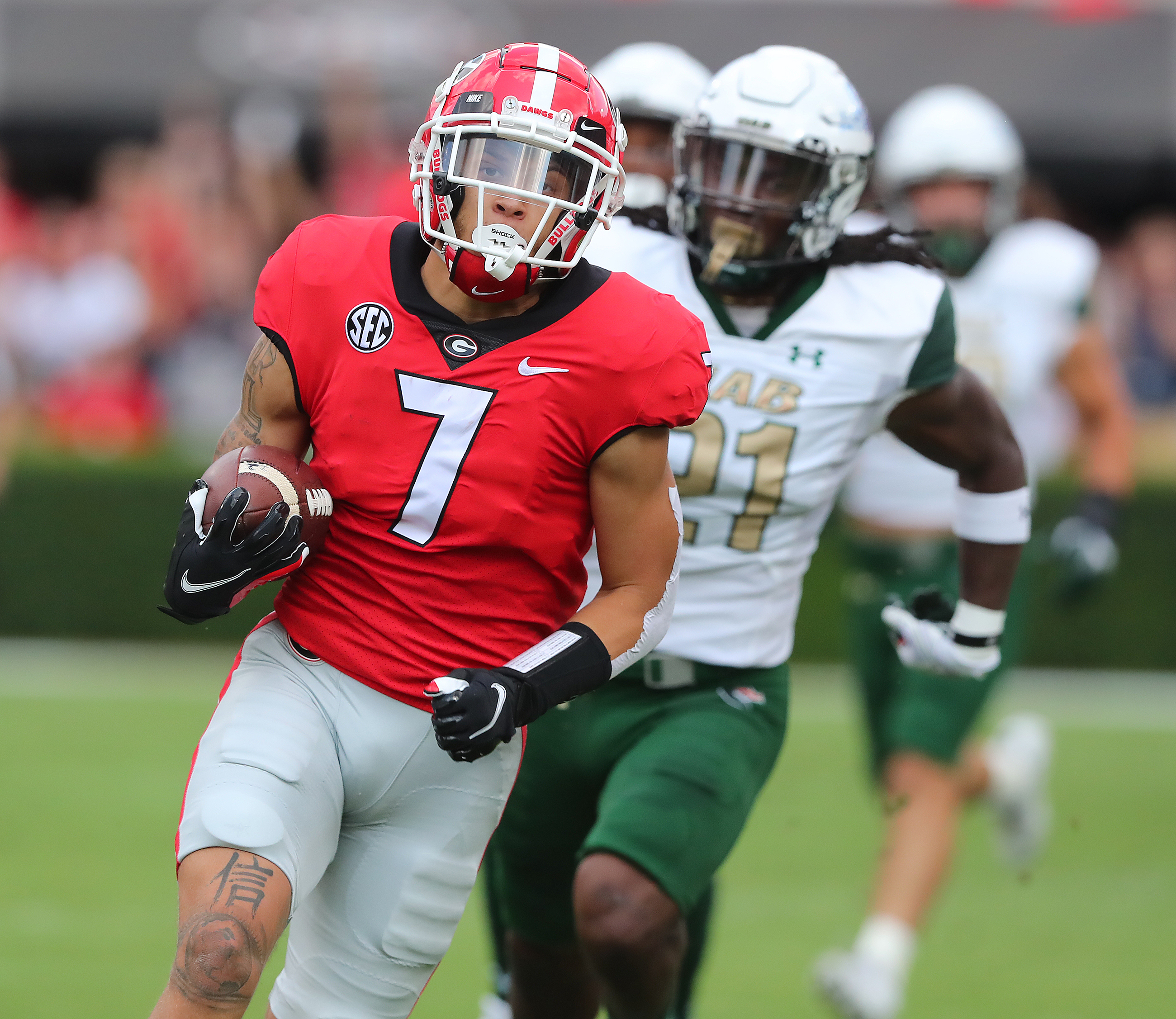 UGA star Stetson Bennett IV taking hometown hero status in stride